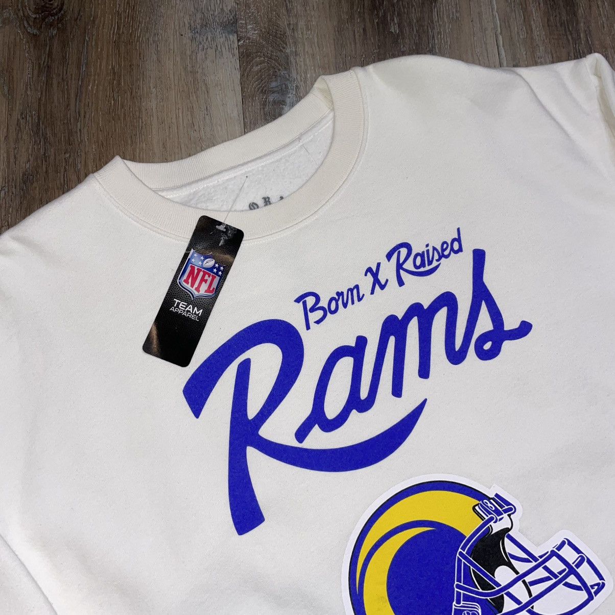 Born X Raised × NFL Born x Raised Los Angeles Rams Crewneck Mens XL BNWT NFL NEW Size US XL / EU 56 / 4 - 5 Thumbnail