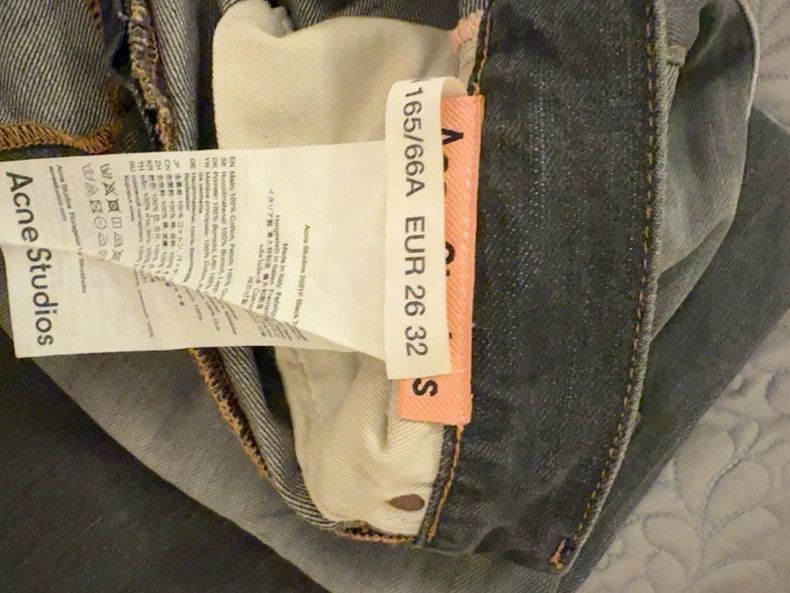 Acne Studios Acne Studios Grey best-selling painted jeans Size US 26 / EU 42 - 3 Thumbnail