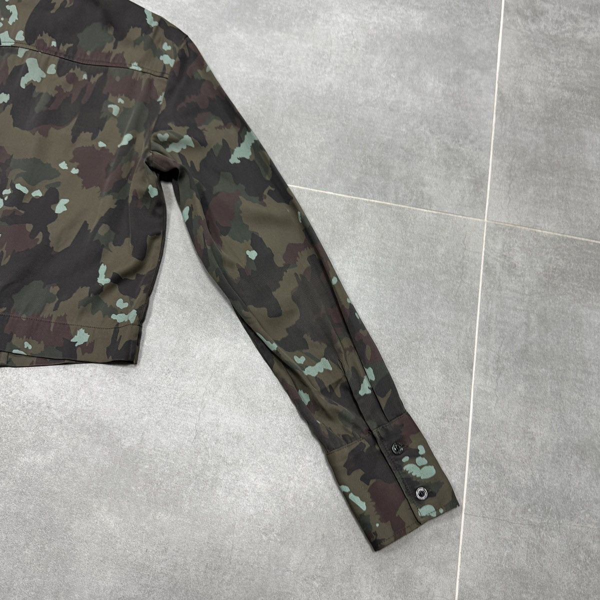 G-Star G-Star RAW Vodan CRP Women Camo Long Sleeve Button Shirt Size S / US 4 / IT 40 - 20 Thumbnail