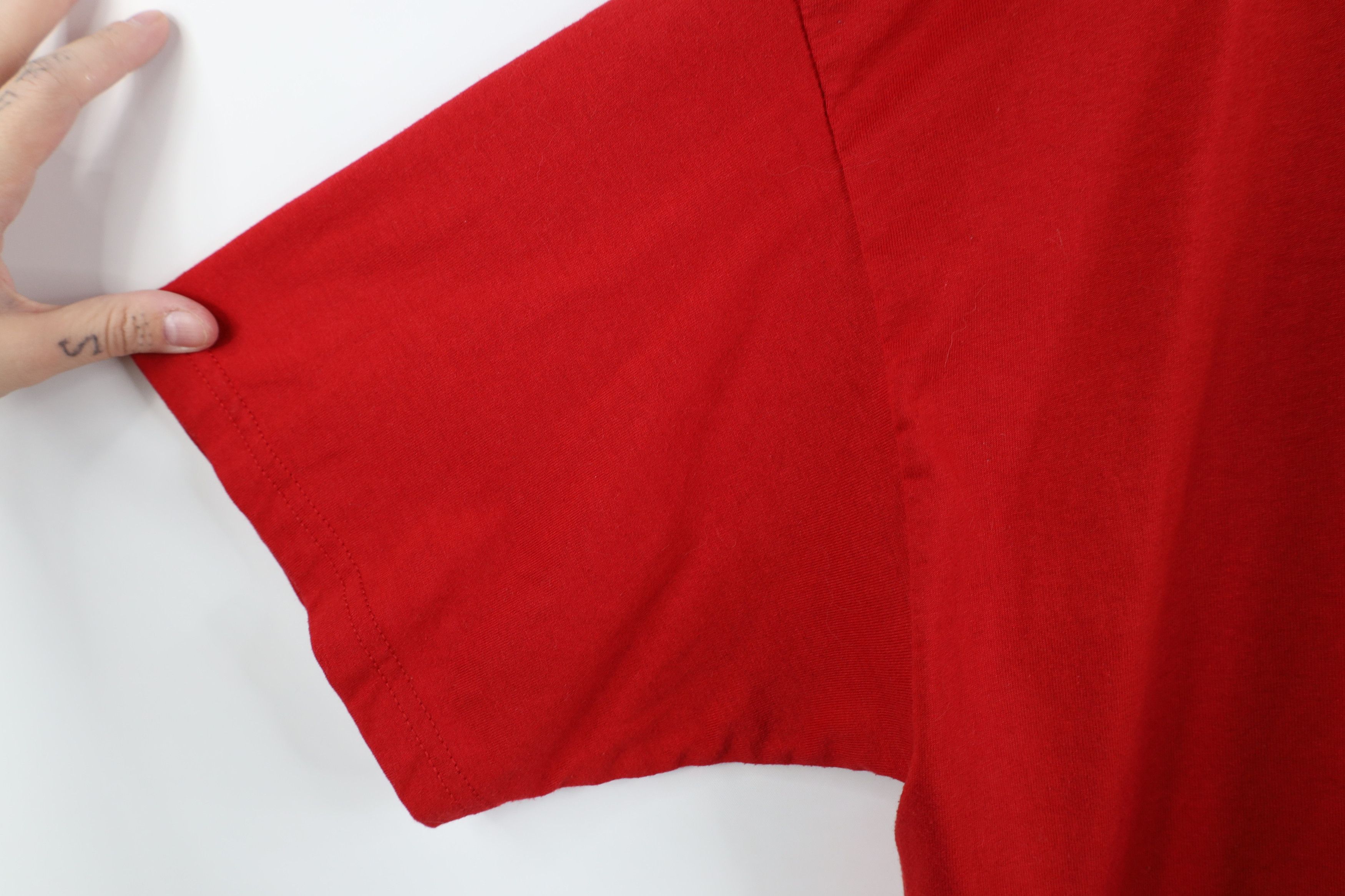 Vintage Vintage 90s Streetwear Heavyweight Short Sleeve T-Shirt Red Size US XL / EU 56 / 4 - 6 Thumbnail