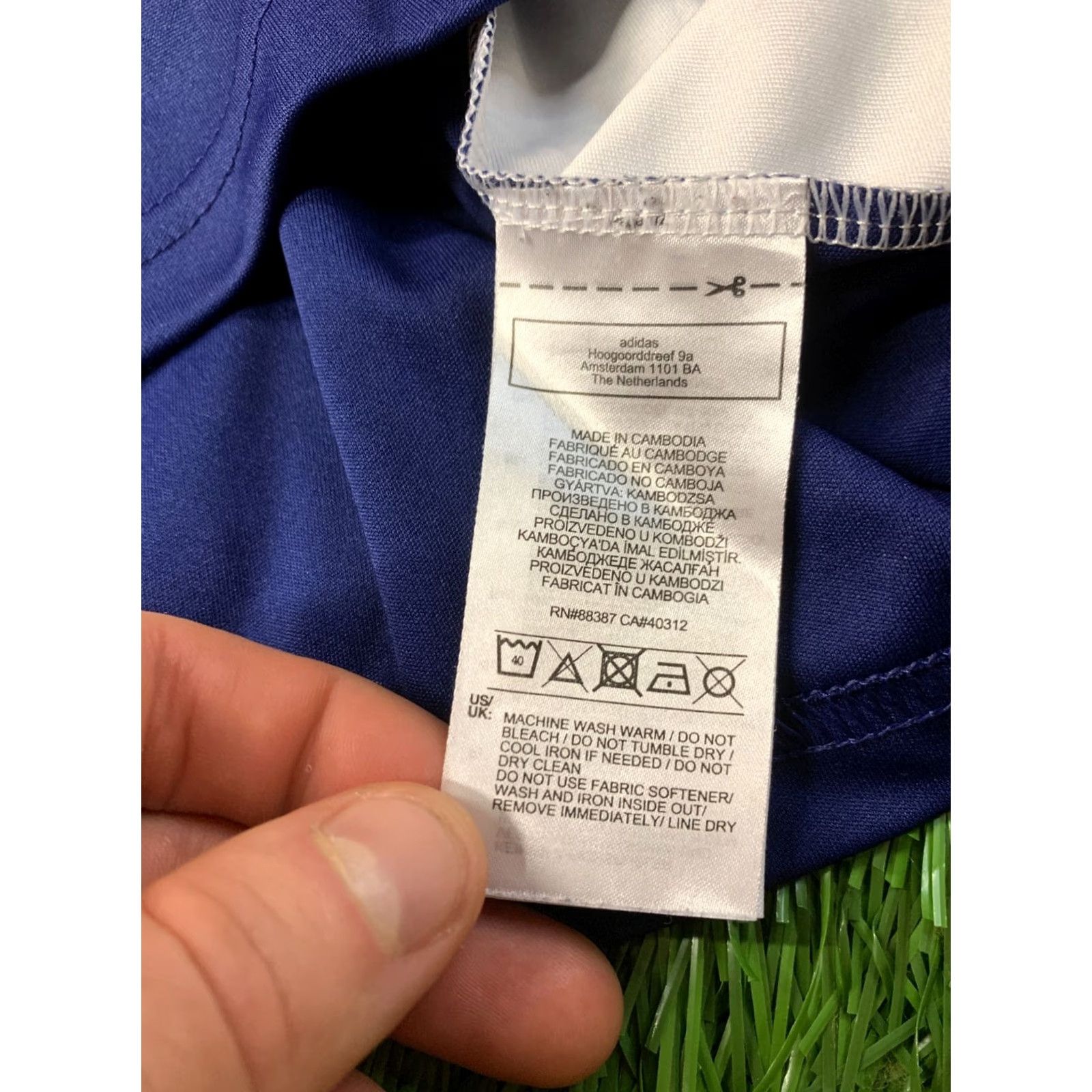 Adidas ADIDAS PERFORMANCE AEROREADY ENTRADA ORIGINAL 2021 FOOTBALL SHIRT JERSEY XL Navy Blue and White Mens Football Shirt XL Size US XL / EU 56 / 4 - 7 Thumbnail