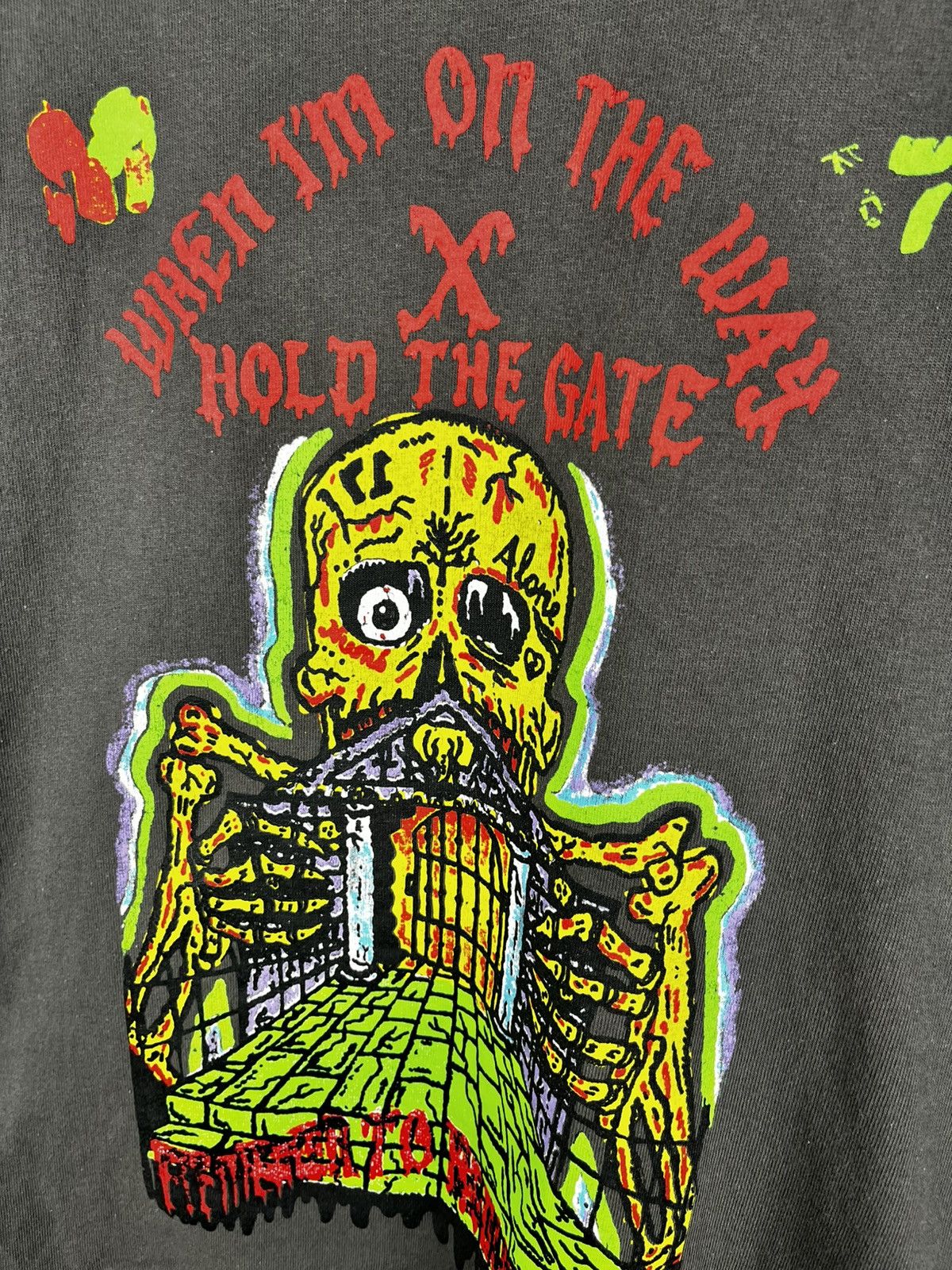 Vintage Yeezy Kanye west XXXTENTACION Hold the gate t-shirt Size US L / EU 52-54 / 3 - 3 Thumbnail