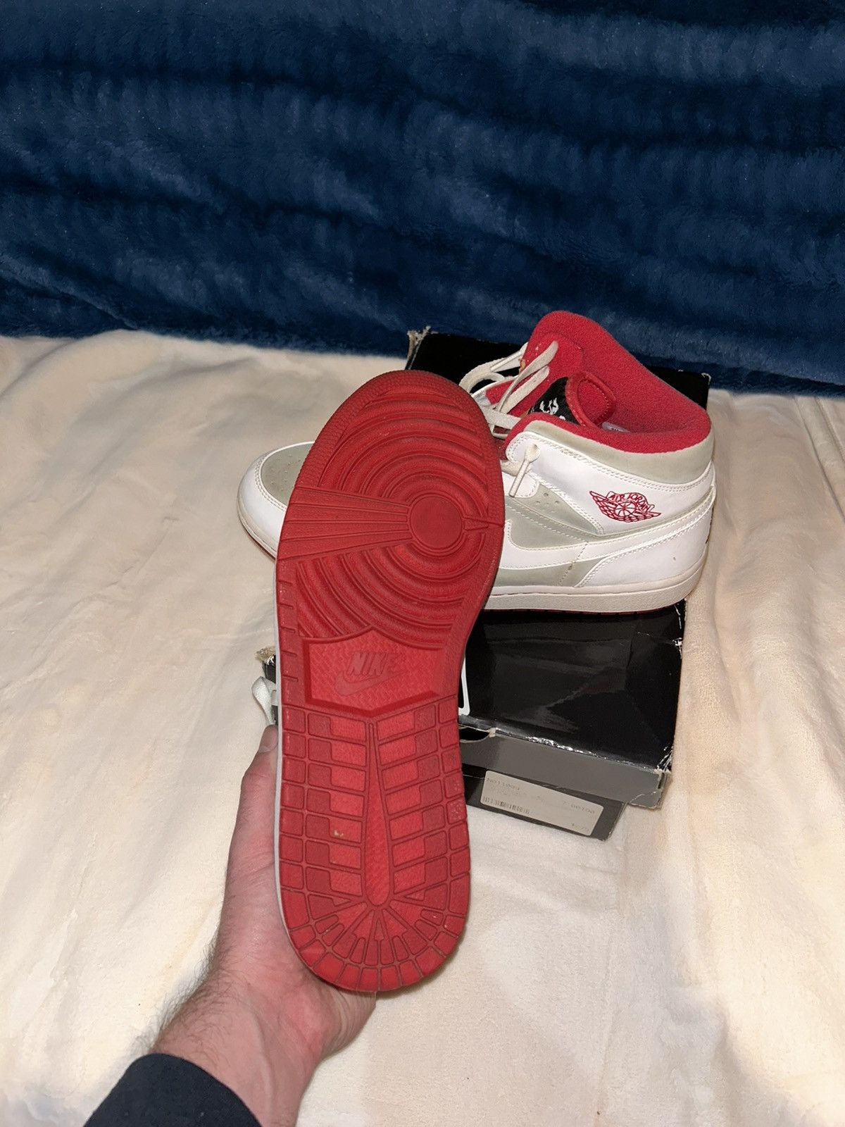 Jordan Brand Jordan Retro 1 (HARE) 2009 Size US 11 / EU 44 - 7 Thumbnail