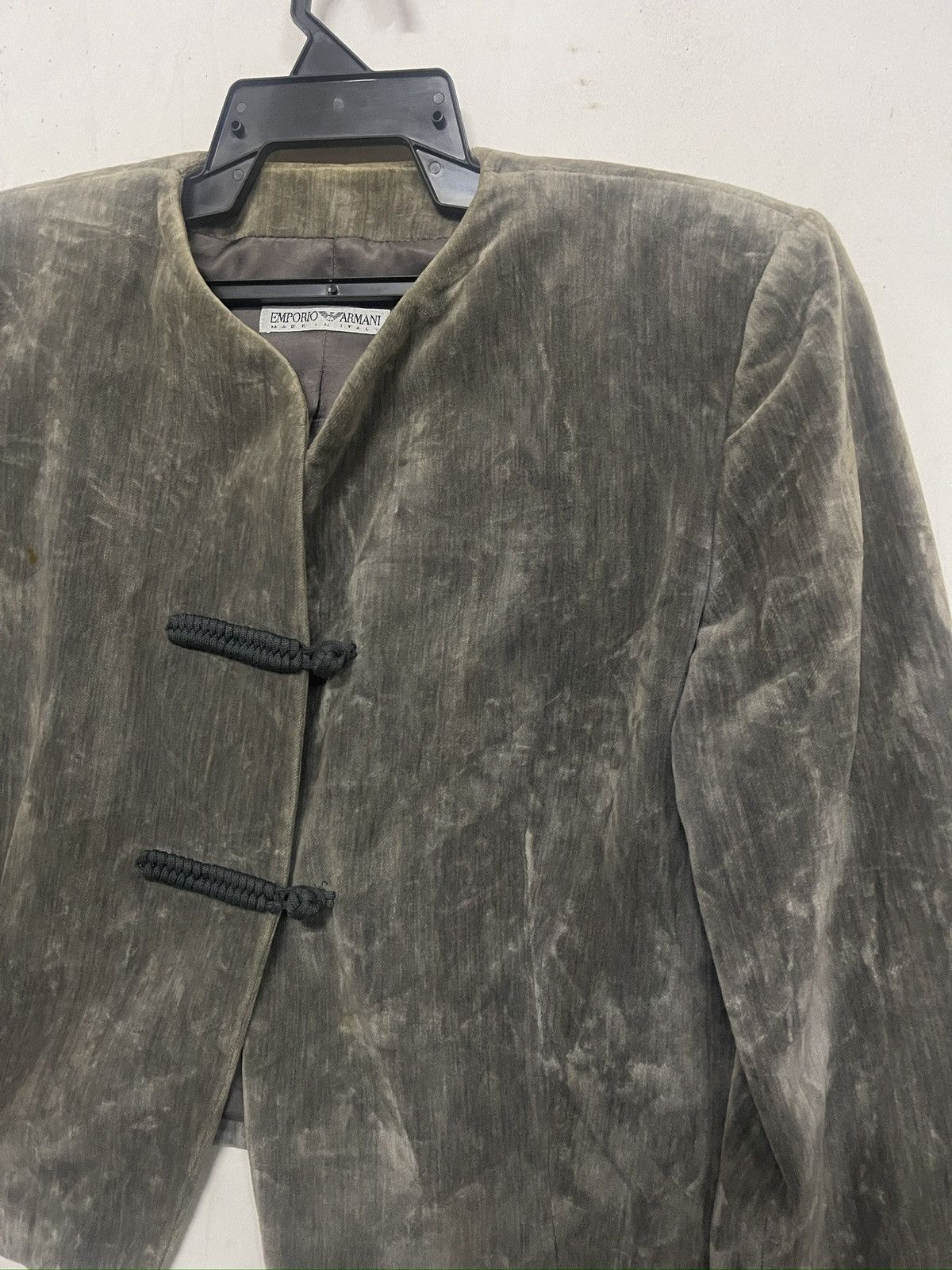 Emporio Armani Emporio Armani velvet jacket with a mandarin collar n button Size L / US 10 / IT 46 - 2 Thumbnail