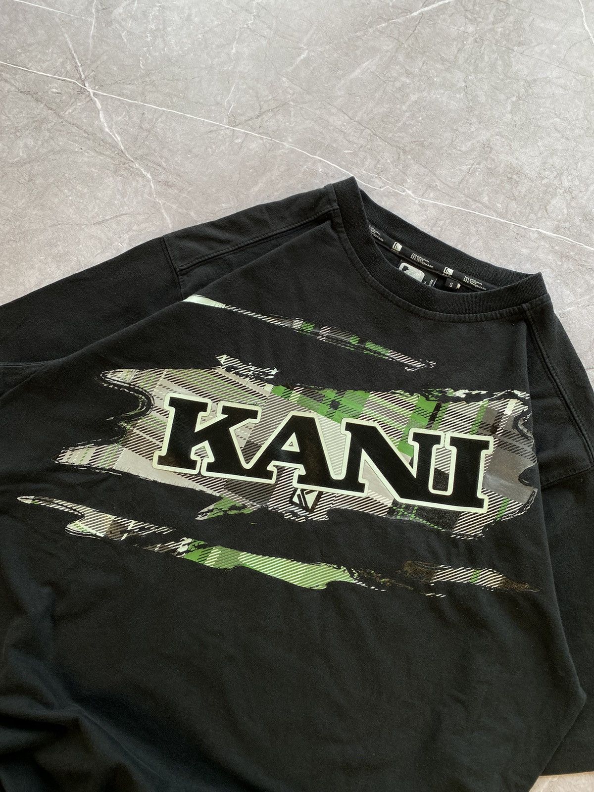 Karl Kani Vintage Y2K Karl Kani Big Logo Black T Shirt Size S Rare Size US S / EU 44-46 / 1 - 3 Thumbnail