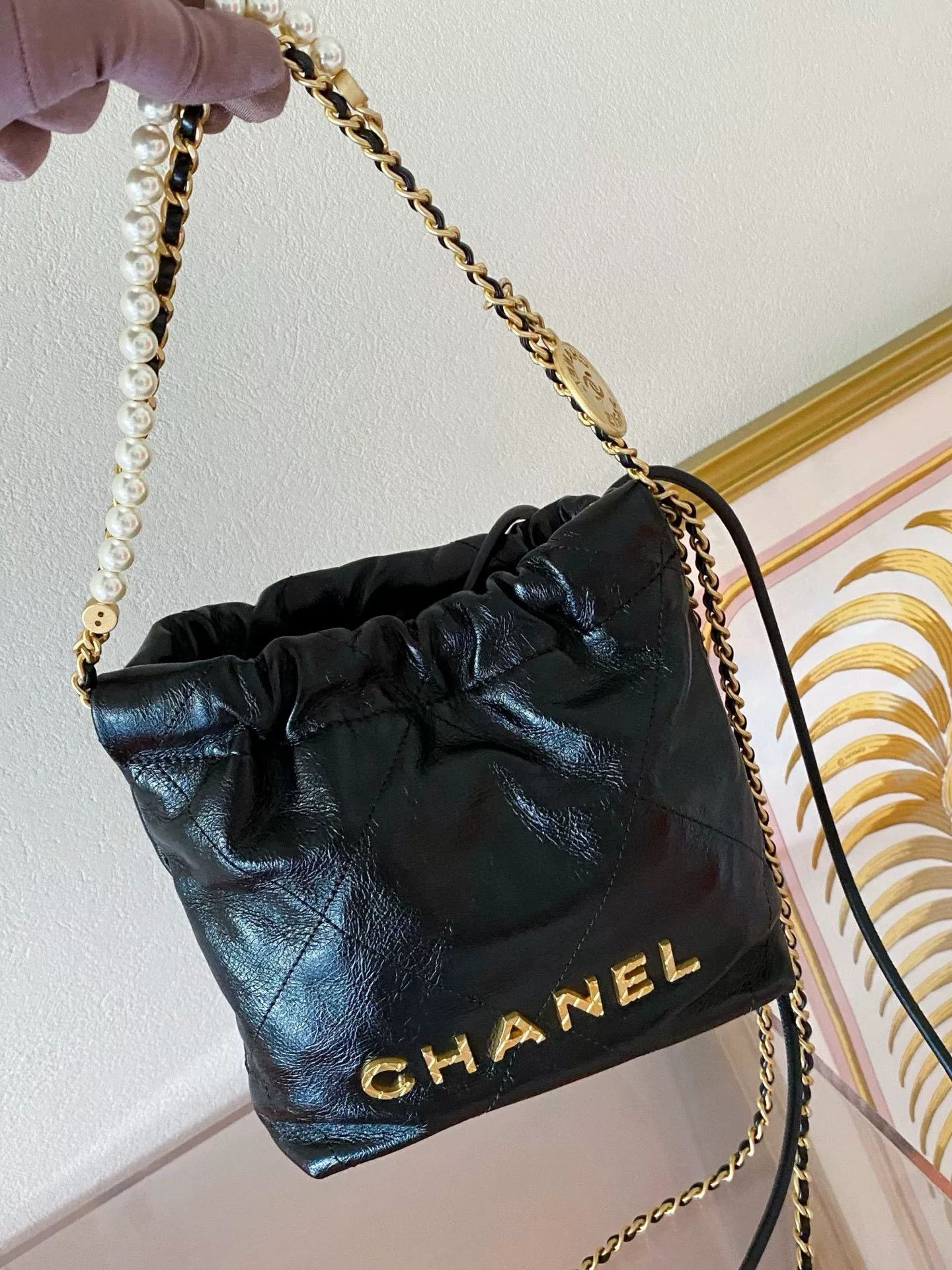 Chanel Pre-loved Bag Very good condition Size ONE SIZE - 1 Thumbnail