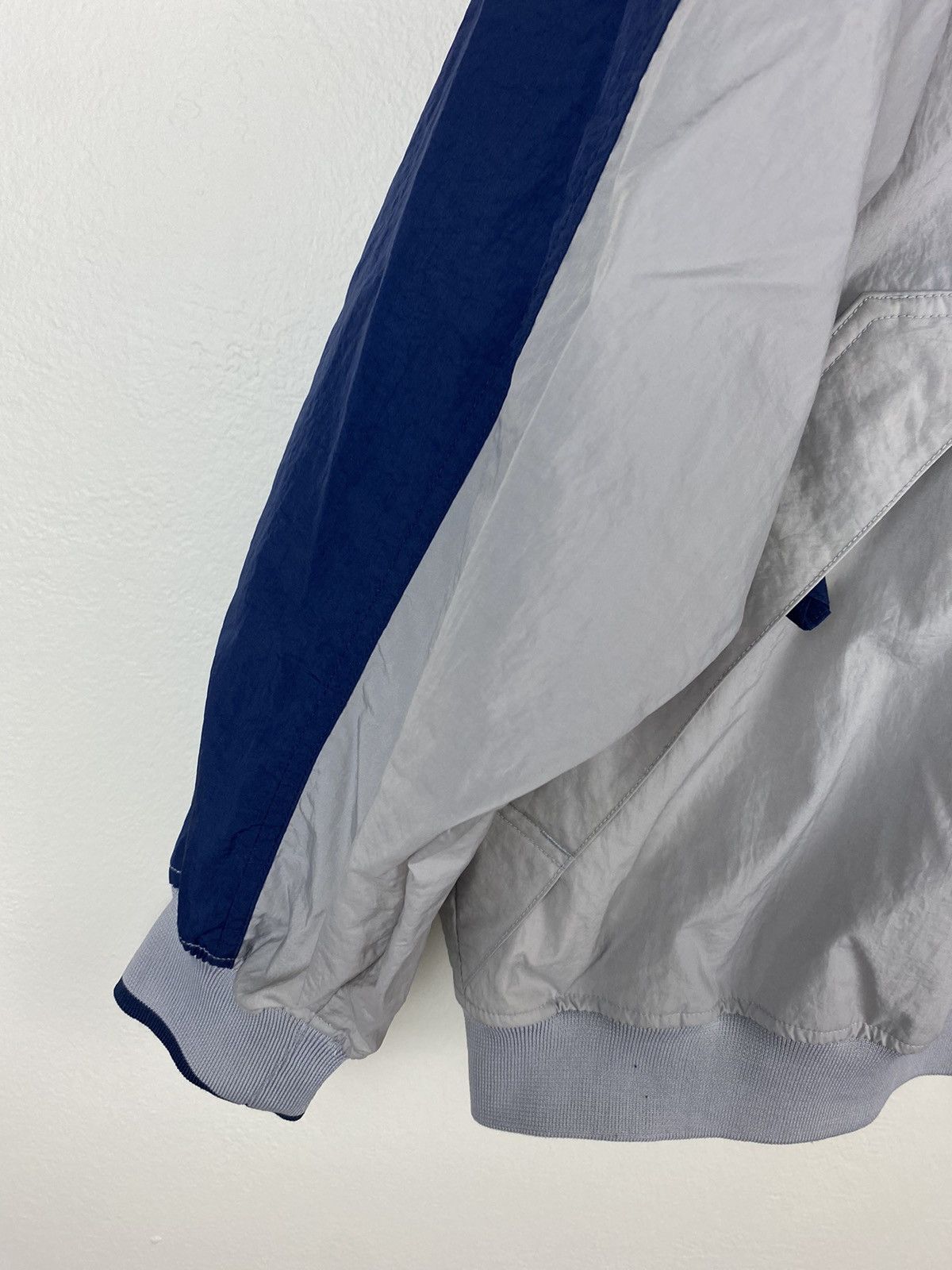 Vintage 90’s Nike Pullover Windbreaker Zip Center Swoosh