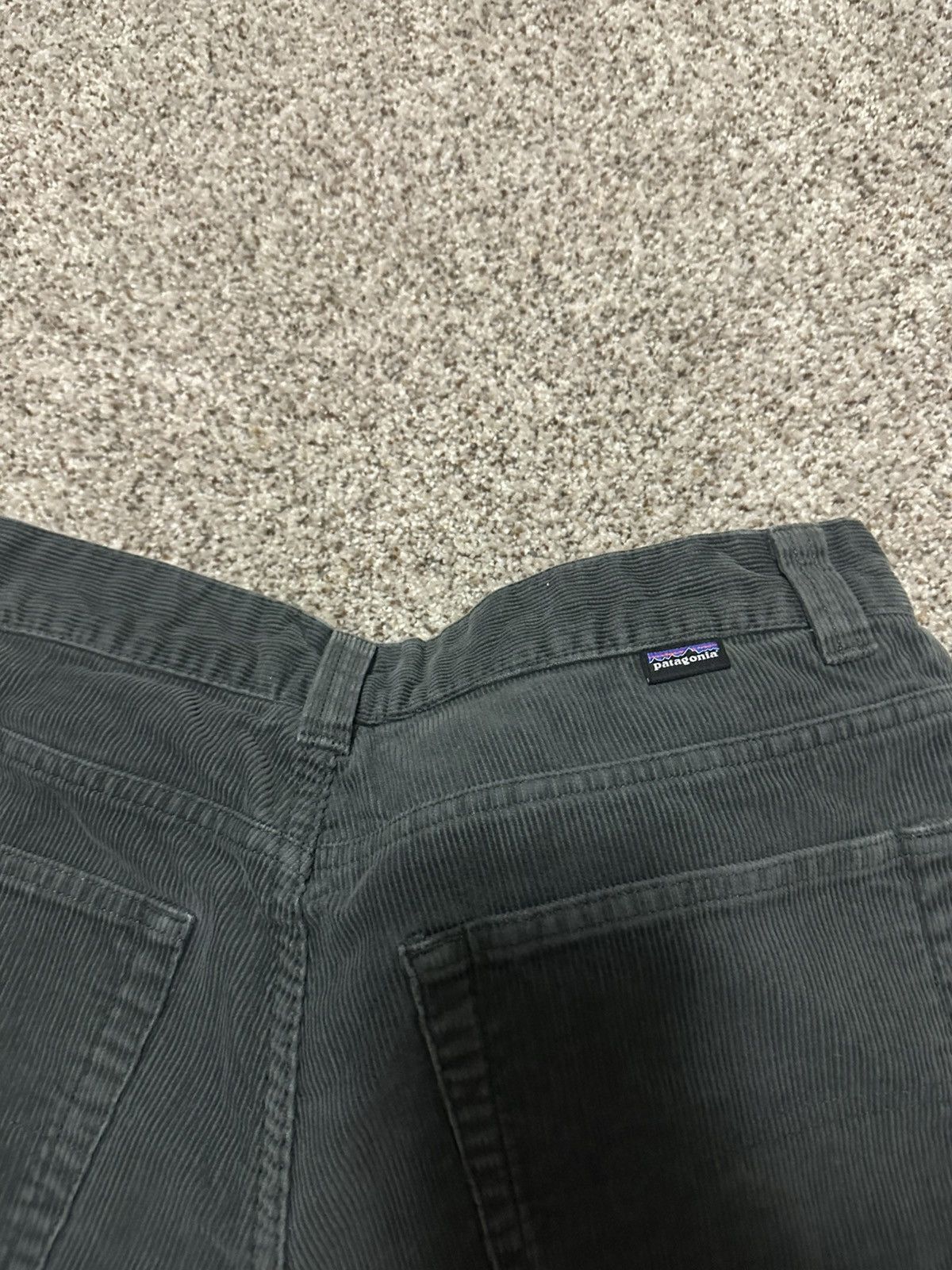 Patagonia Patagonia Corduroy Pants Size US 30 / EU 46 - 6 Thumbnail