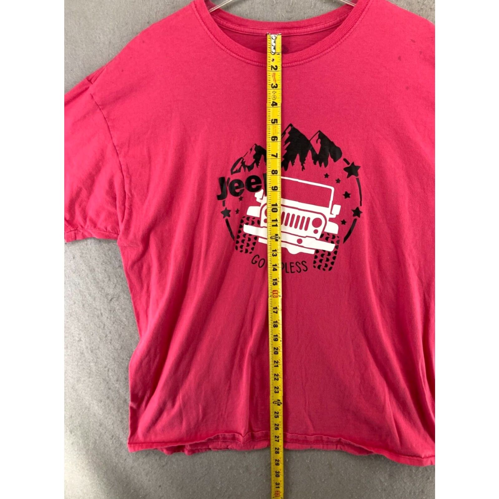 Fruit Of The Loom VINTAGE Fruit of the Loom Women's T-Shirt XL Pink Cars Casual Cotton Fall Spring Summer Size XL / US 12-14 / IT 48-50 - 3 Thumbnail