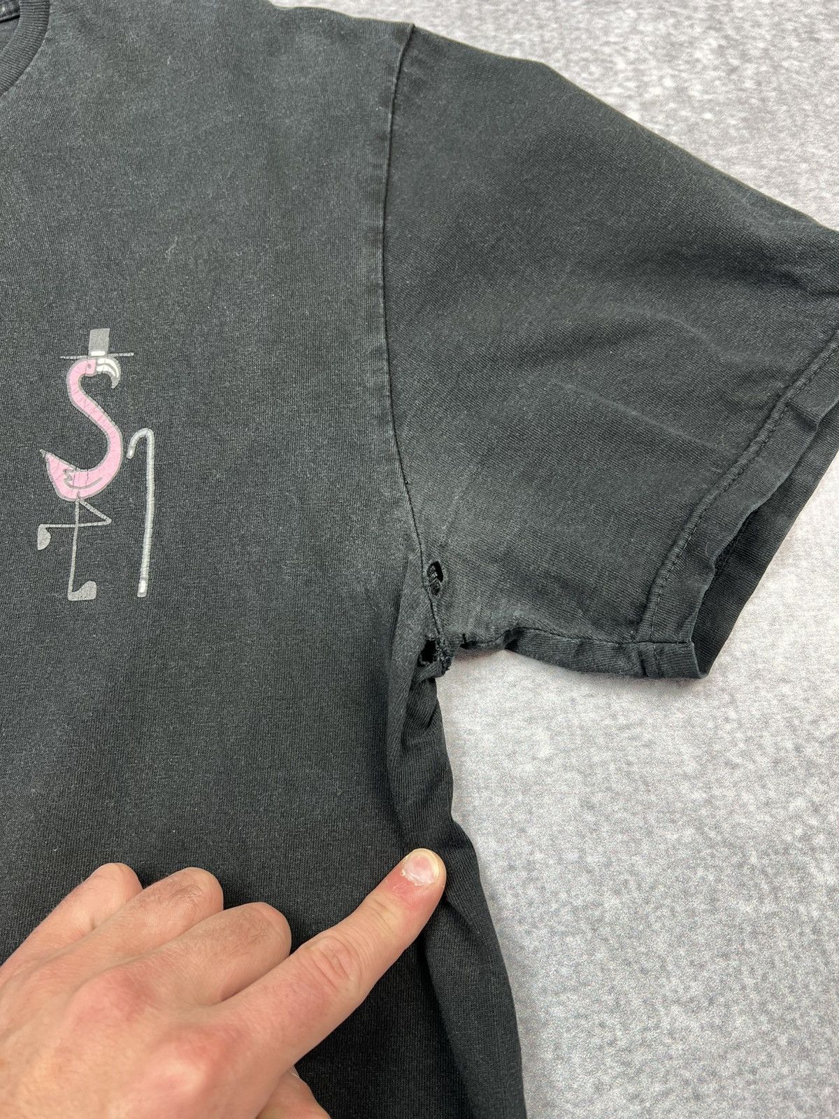 Stussy Vintage stussy flamingo T-shirt Size US S / EU 44-46 / 1 - 4 Thumbnail