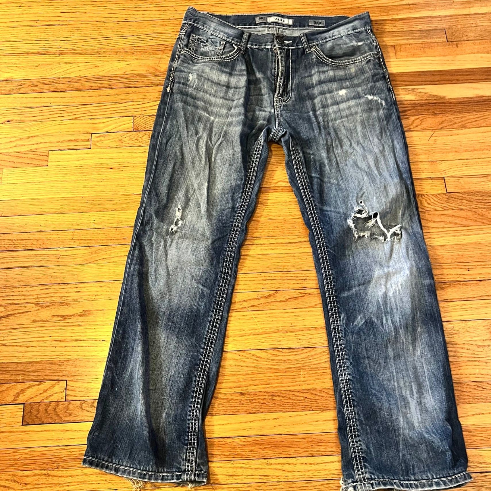 Silver Jeans Co. Silver Jeans Co. Men 34 Jake Straight Distressed Thick Stitch Pants Jeans 34 Regular Blue 30 Inseam Mens Straight Distressed 90s? Size US 34 / EU 50 - 2 Thumbnail