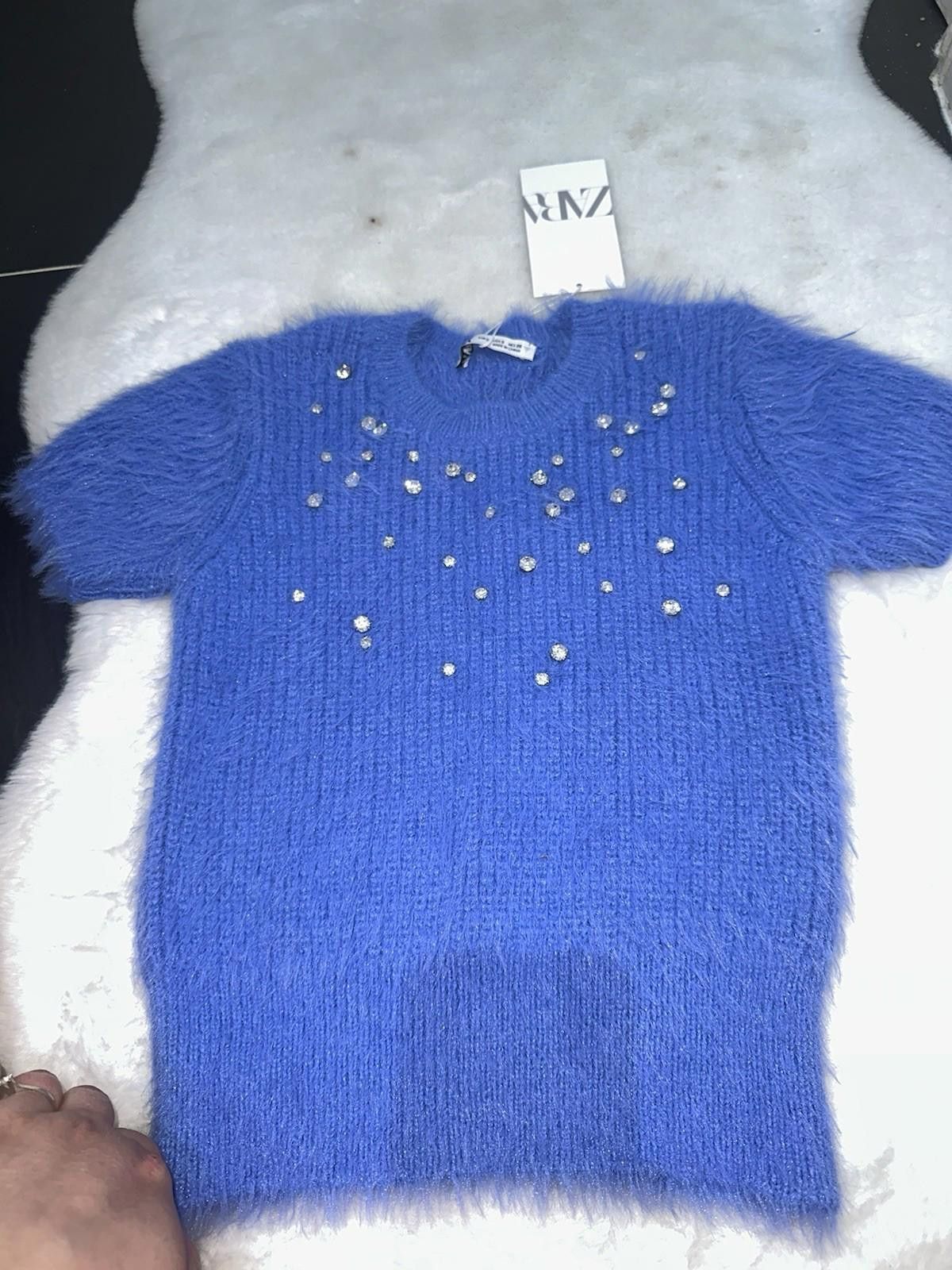 Zara ZARA Fluffy Top Size M / US 6-8 / IT 42-44 - 2 Thumbnail