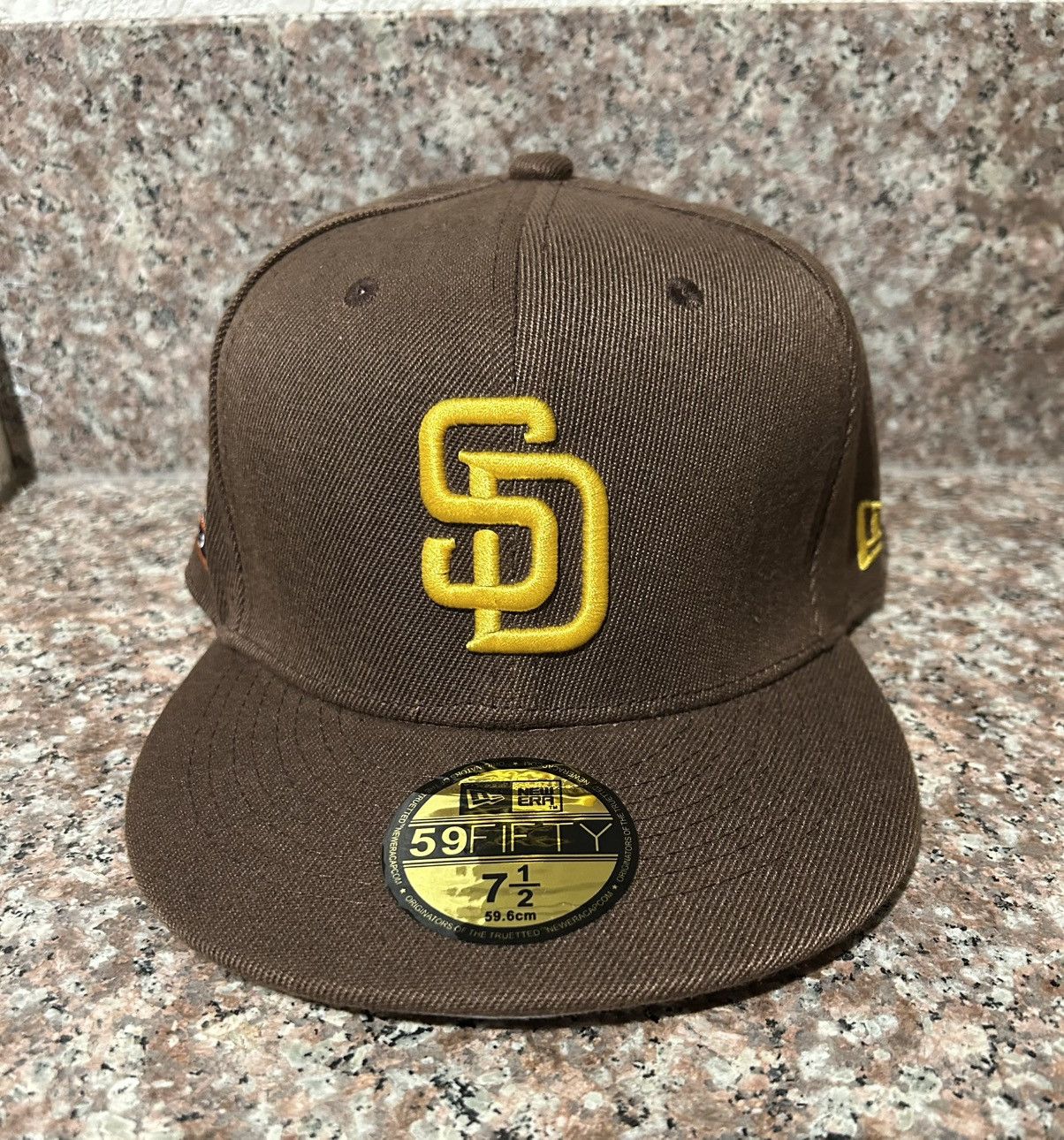 New Era New Era San Diego Padres 25th Year Side Patch 7 1/4 Size ONE SIZE - 1 Thumbnail