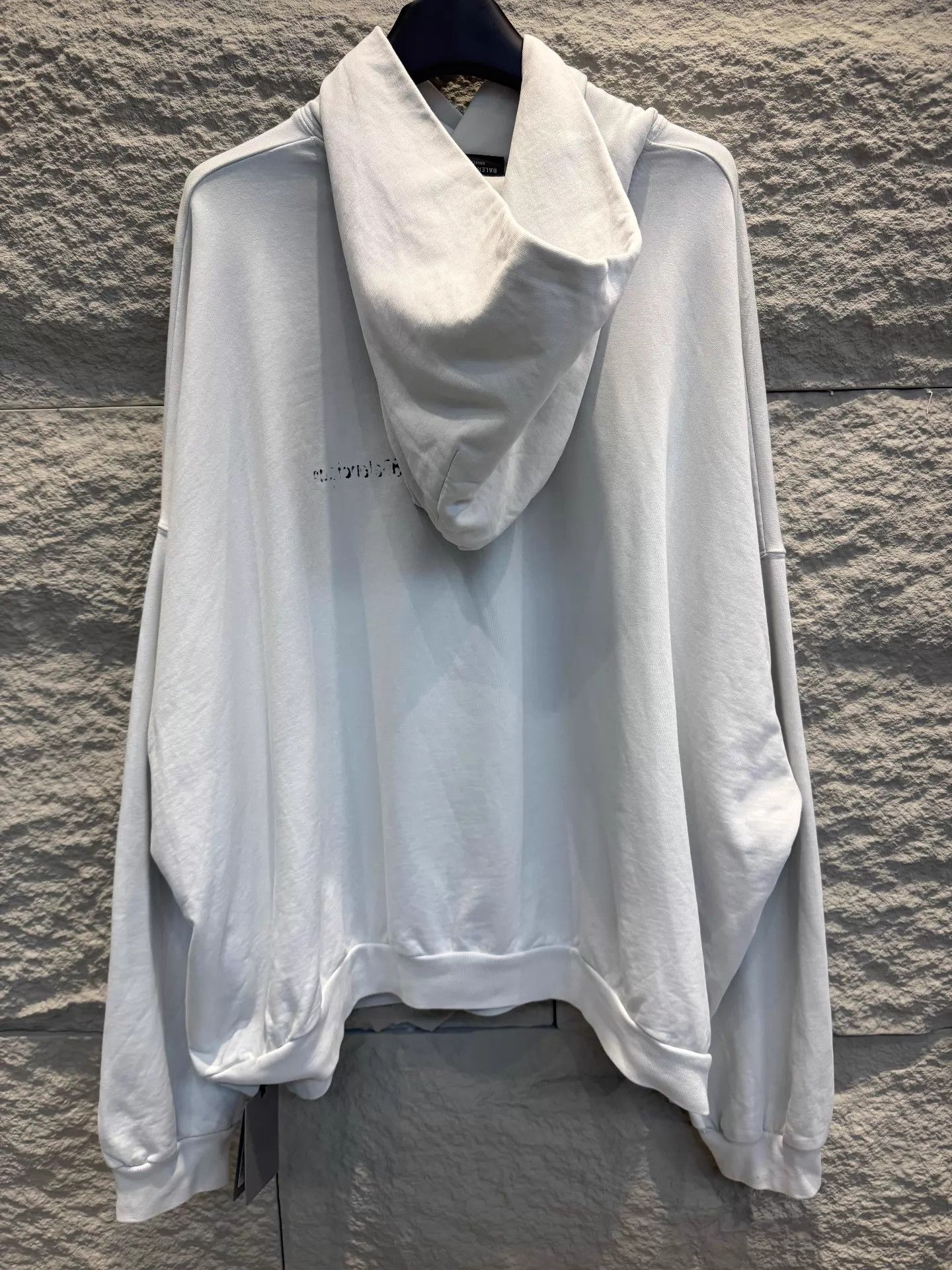 Balenciaga Balenciaga Inverted Logo Gray Hoodie Unisex Size 3 Size US L / EU 52-54 / 3 - 2 Thumbnail
