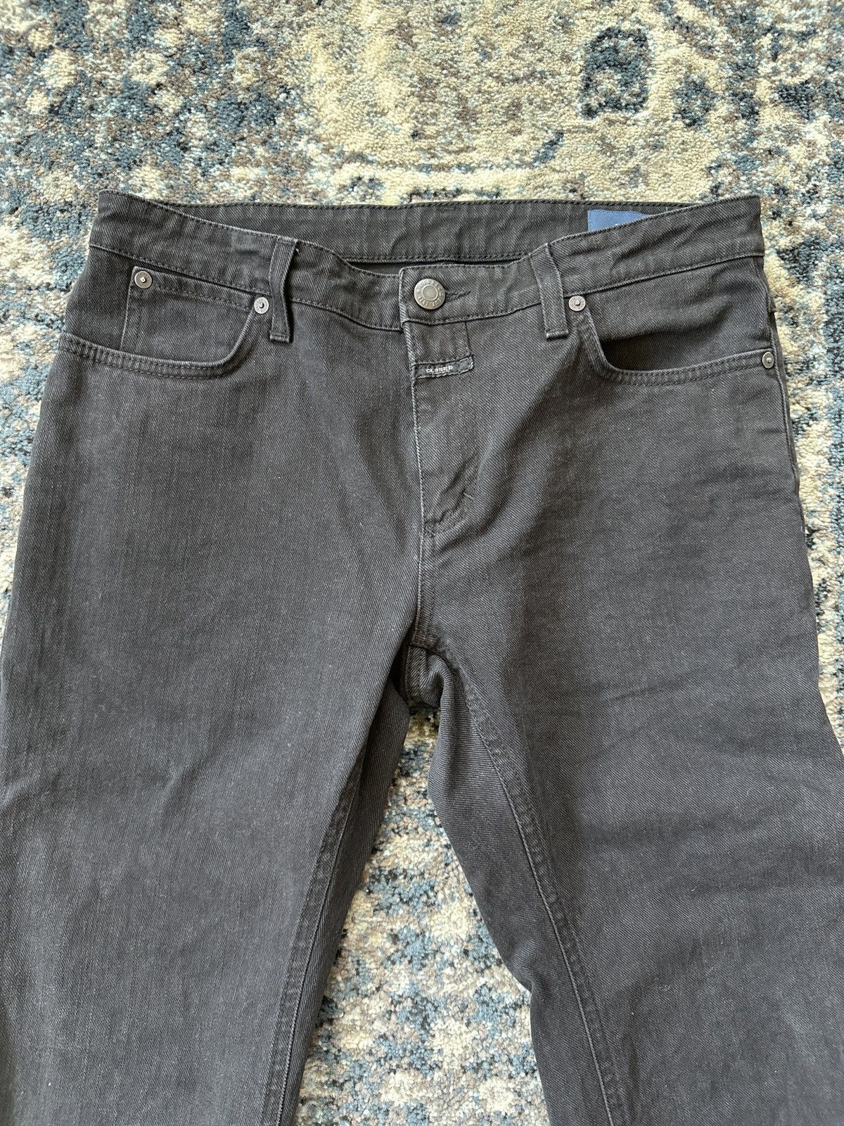 CLOSED Closed Slim Fit Denim Black Size 30 Waist Size US 30 / EU 46 - 3 Thumbnail