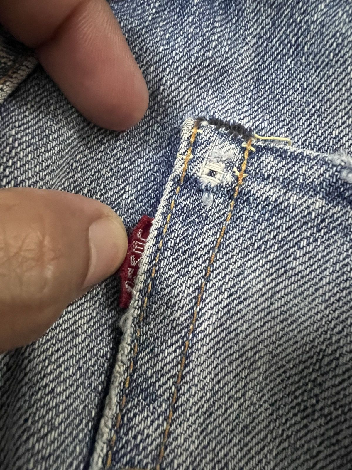 Levi's Vintage Distressed Levi’s 501 Big E Selvedge Faded Jean Size US 27 - 20 Thumbnail