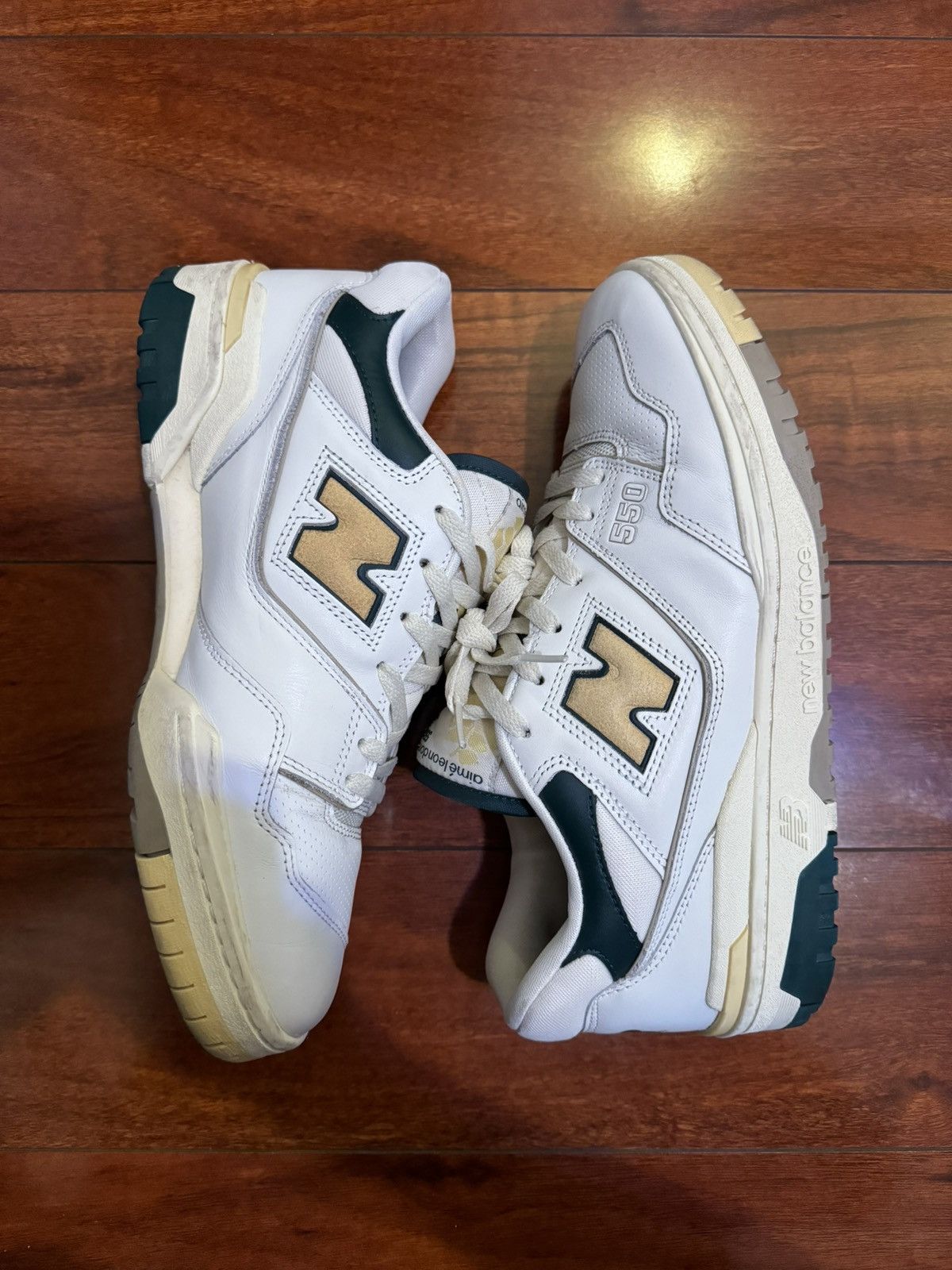 New Balance 550