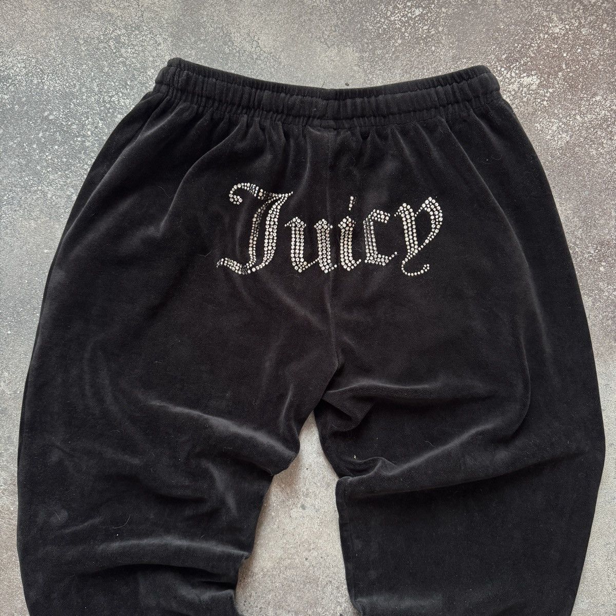 Juicy Couture Juicy Couture Y2K Sexy Glam Rhinestones Velour Track Pants Size 28" / US 6 / IT 42 - 3 Thumbnail