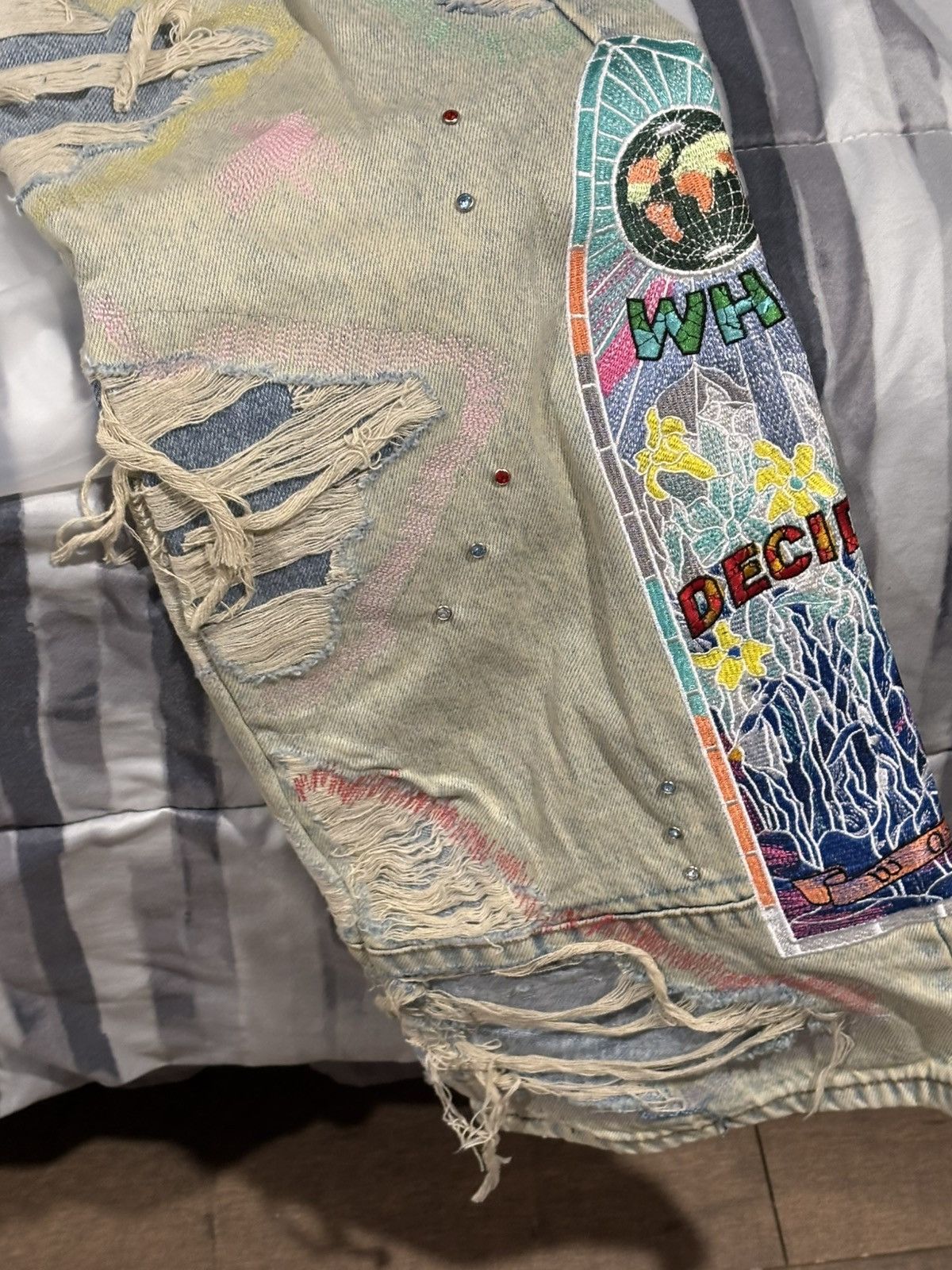 Who Decides War Ev Bravado Who Decides War Stud Distressed Denim Size US 36 / EU 52 - 3 Thumbnail