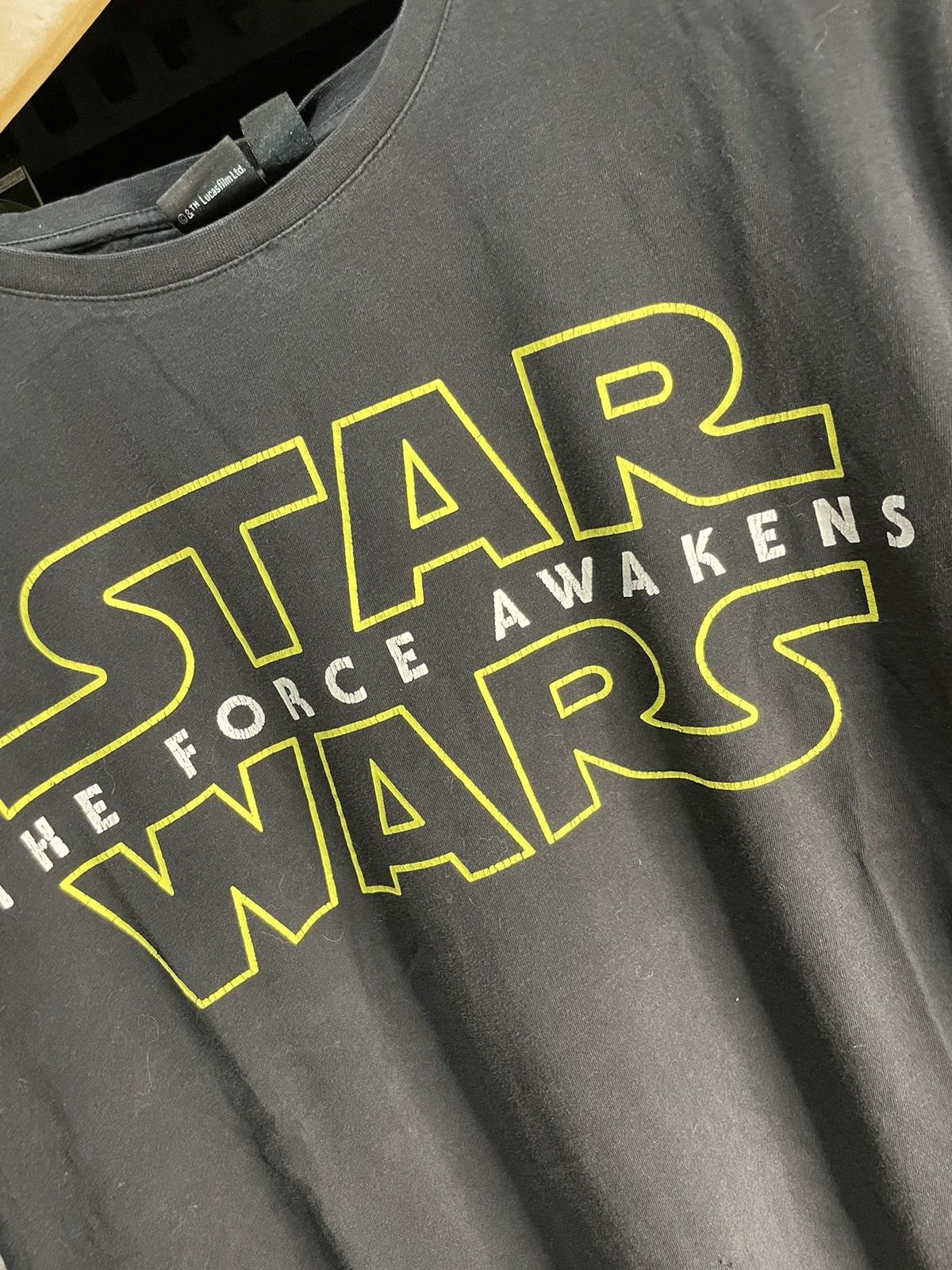 Star Wars StarWars the Force Awakens 2015 movie promo T-shirt Size US M / EU 48-50 / 2 - 2 Thumbnail
