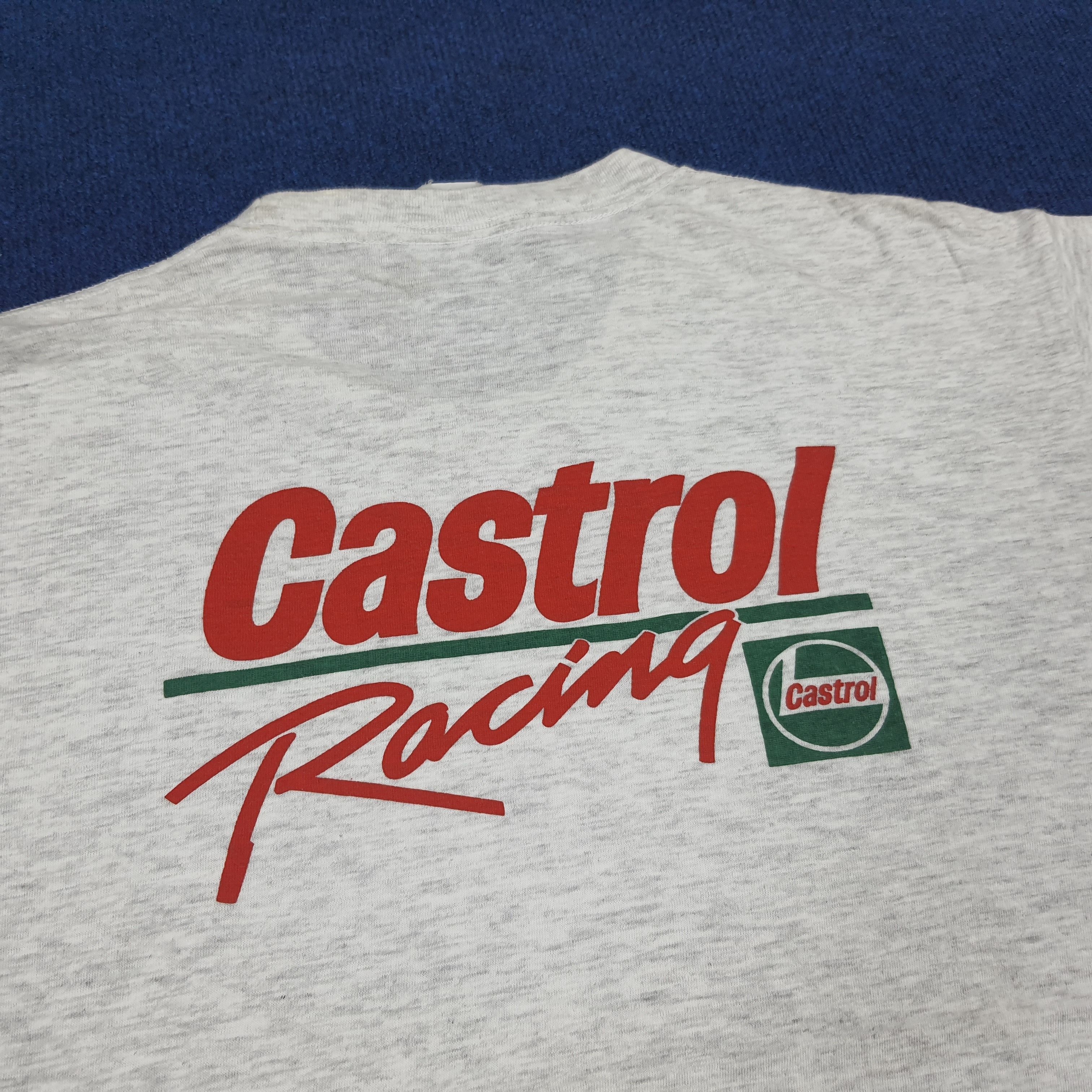 Vintage Vintage Castrol Racing Motor Oil Motorsports Tshirt Size US M / EU 48-50 / 2 - 2 Thumbnail