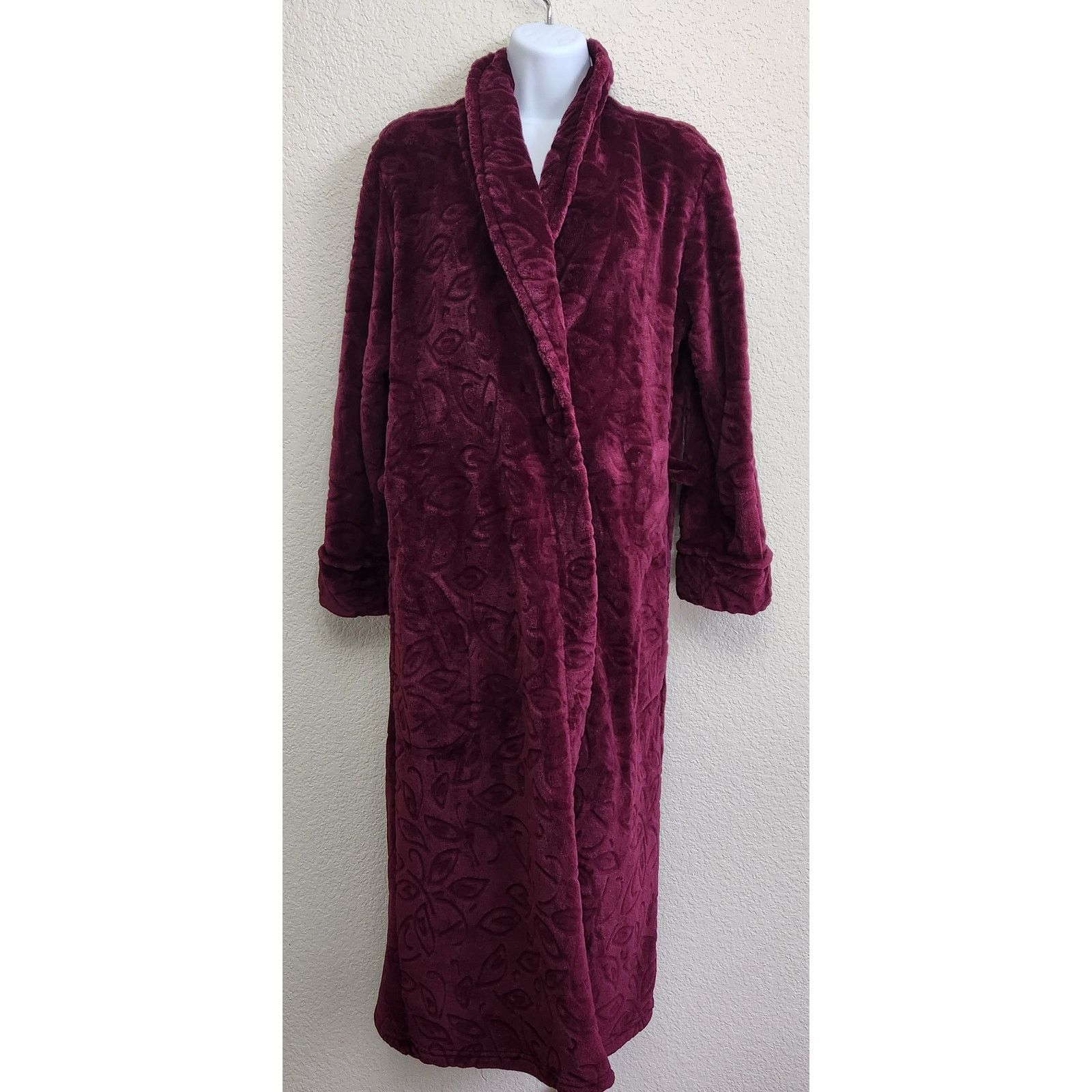 Other Jasmine Rose Burgundy Plush Robe Small Pockets Pockets Size ONE SIZE - 1 Thumbnail