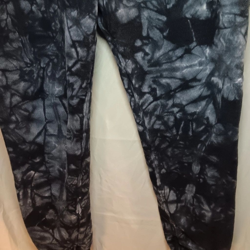 Champion Champion tye dye sweatpants, ladies Medium, nwot Size 30" / US 8 / IT 44 - 6 Thumbnail
