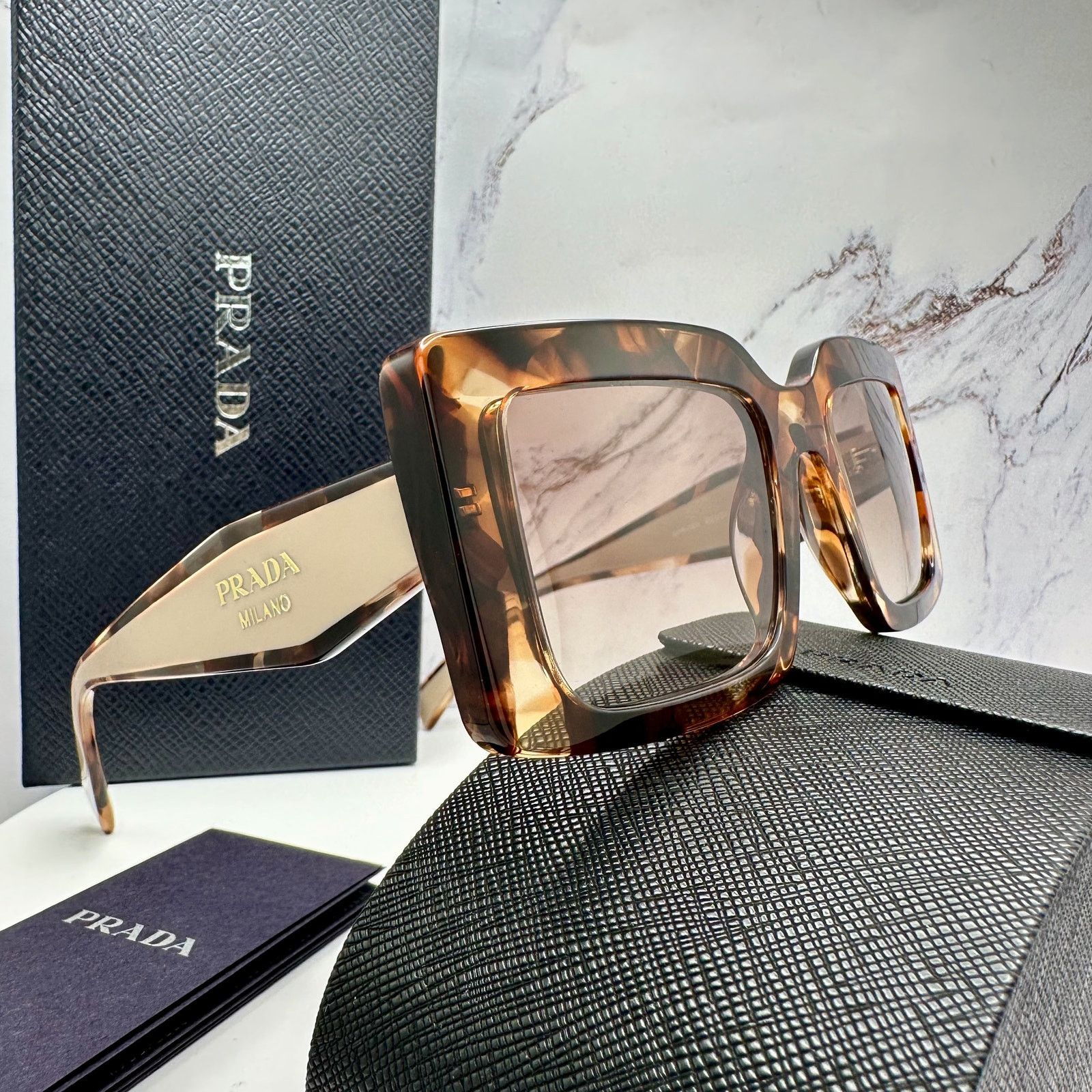Prada New PRADA Sunglasses Brown Beige Caramel Gold Symbole Size ONE SIZE - 18 Thumbnail