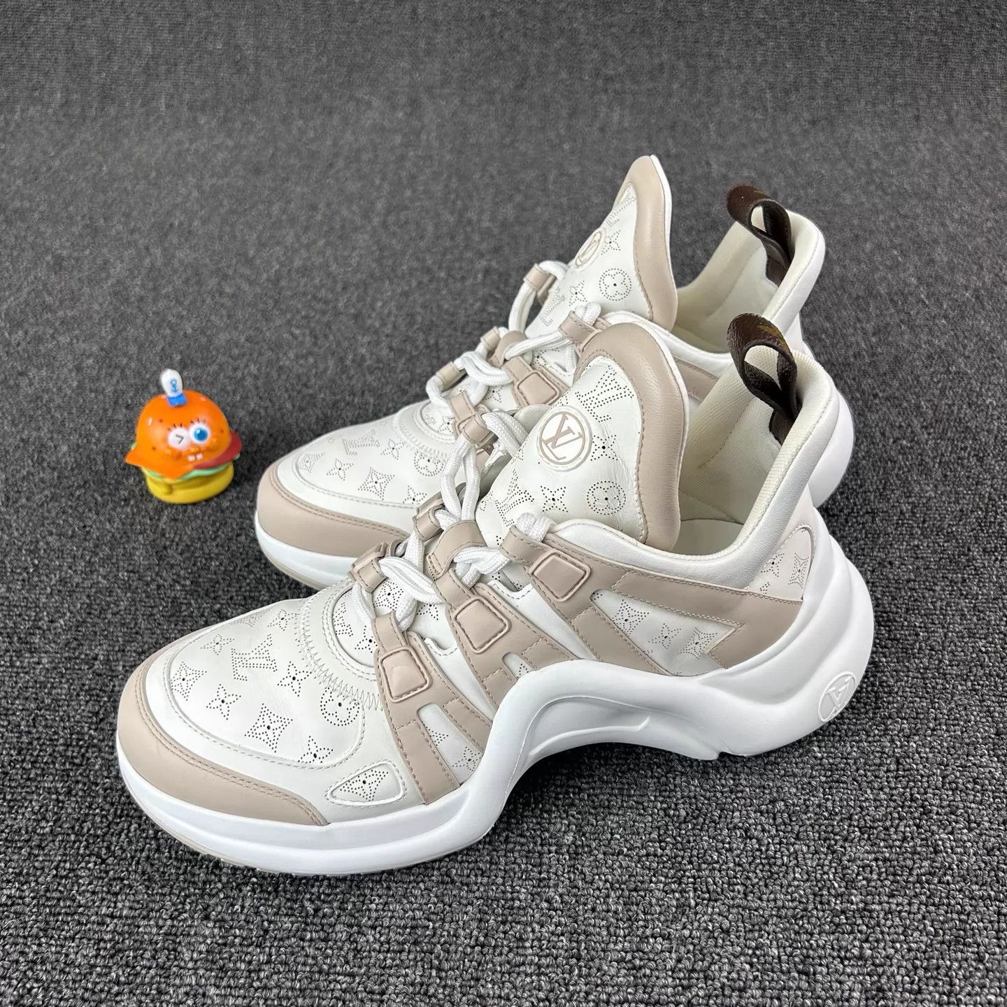 Louis Vuitton Louis Vuitton Monogram All Over Print Dad Sneaker 39 Size US 8.5 / IT 38.5 - 1 Thumbnail
