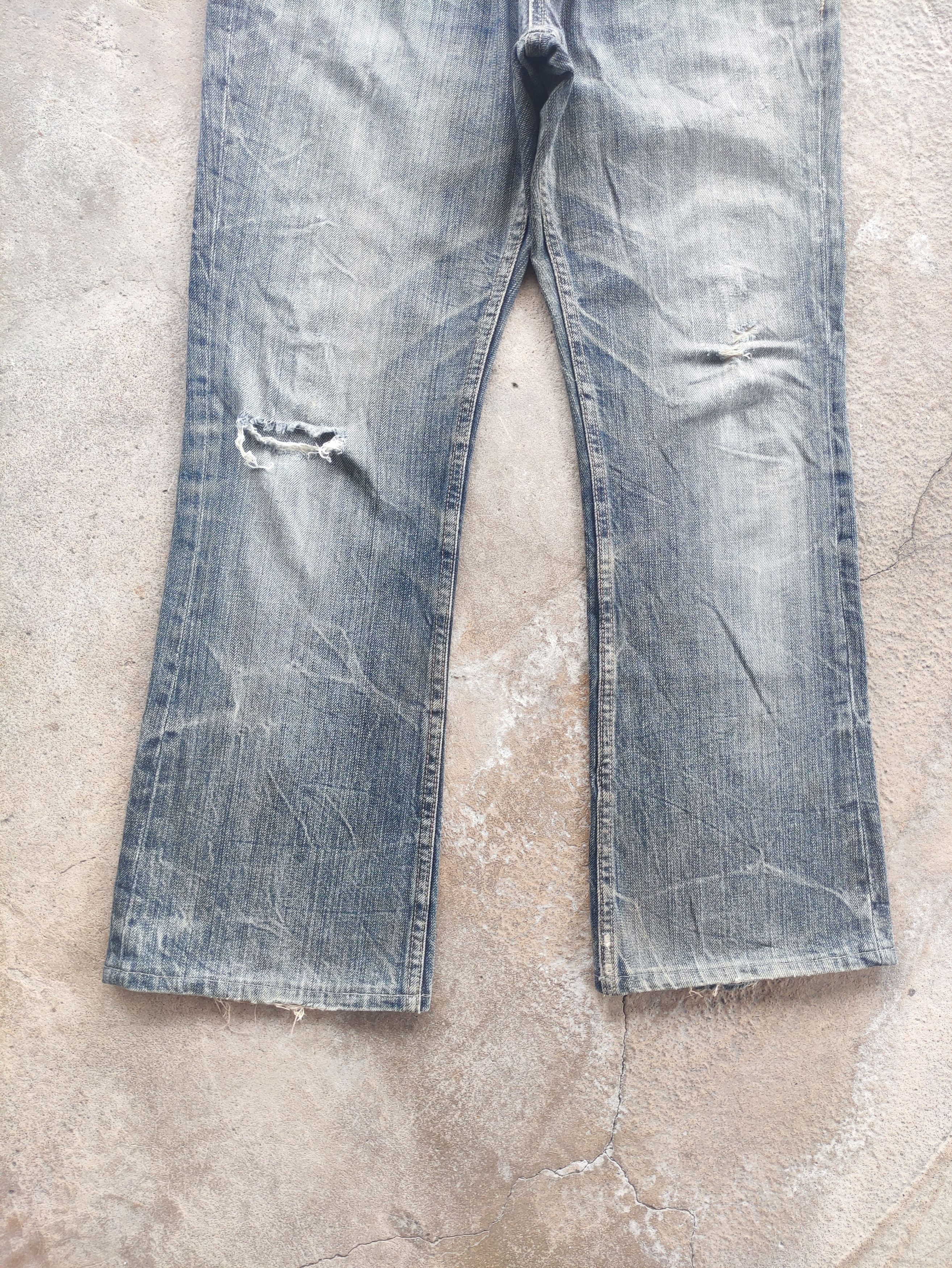 Japanese Brand Vintage Japanese Brand Flare Denim Distress Faded Pants Size US 31 - 4 Thumbnail