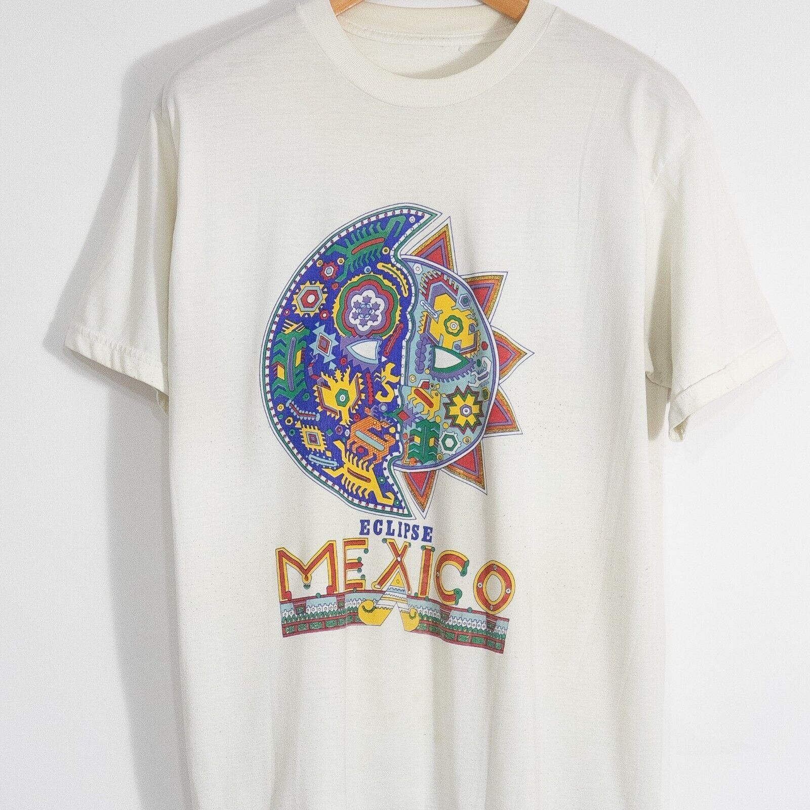Vintage Vintage Mexico Eclipse T Shirt Large - Distressed Sun Moon Size US L / EU 52-54 / 3 - 2 Thumbnail