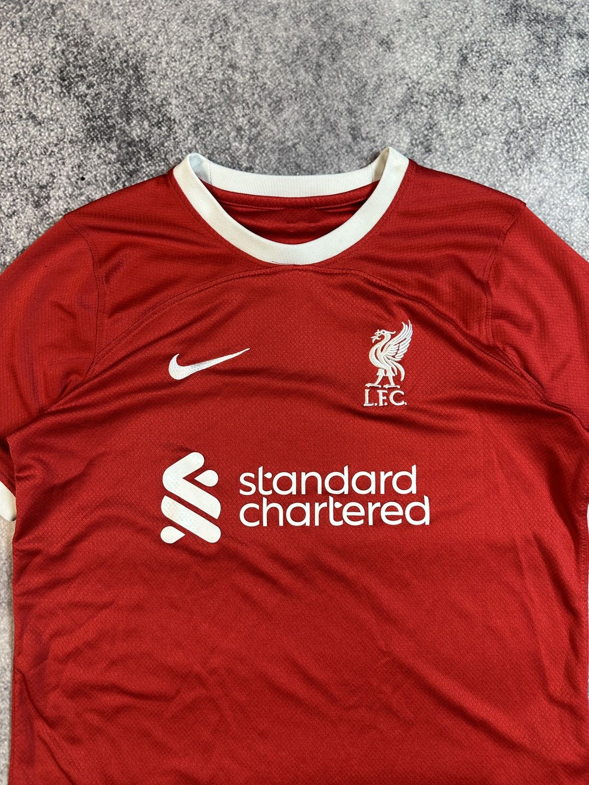 Nike Nike Liverpool soccer jersey Streetwear football rare Xs Size US XS / EU 42 / 0 - 2 Thumbnail