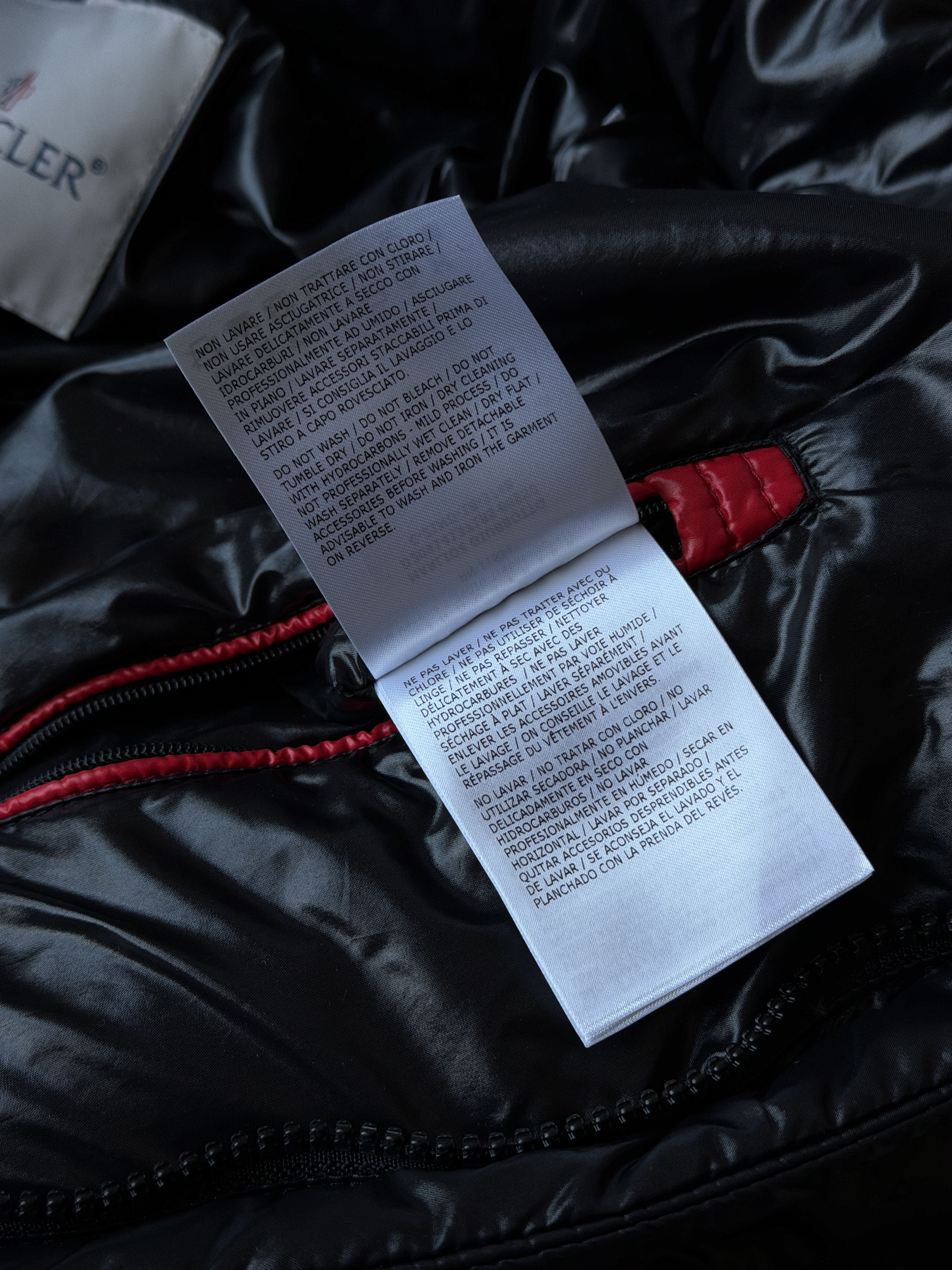 Moncler Moncler Marlioz size 1 Size US S / EU 44-46 / 1 - 9 Thumbnail