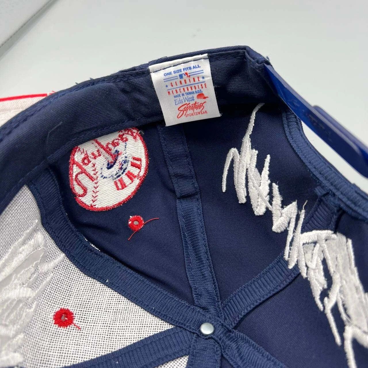 Signatures × Vintage New York Yankees Hat Men Blue Red Signatures MLB Snap Back Size ONE SIZE - 3 Thumbnail