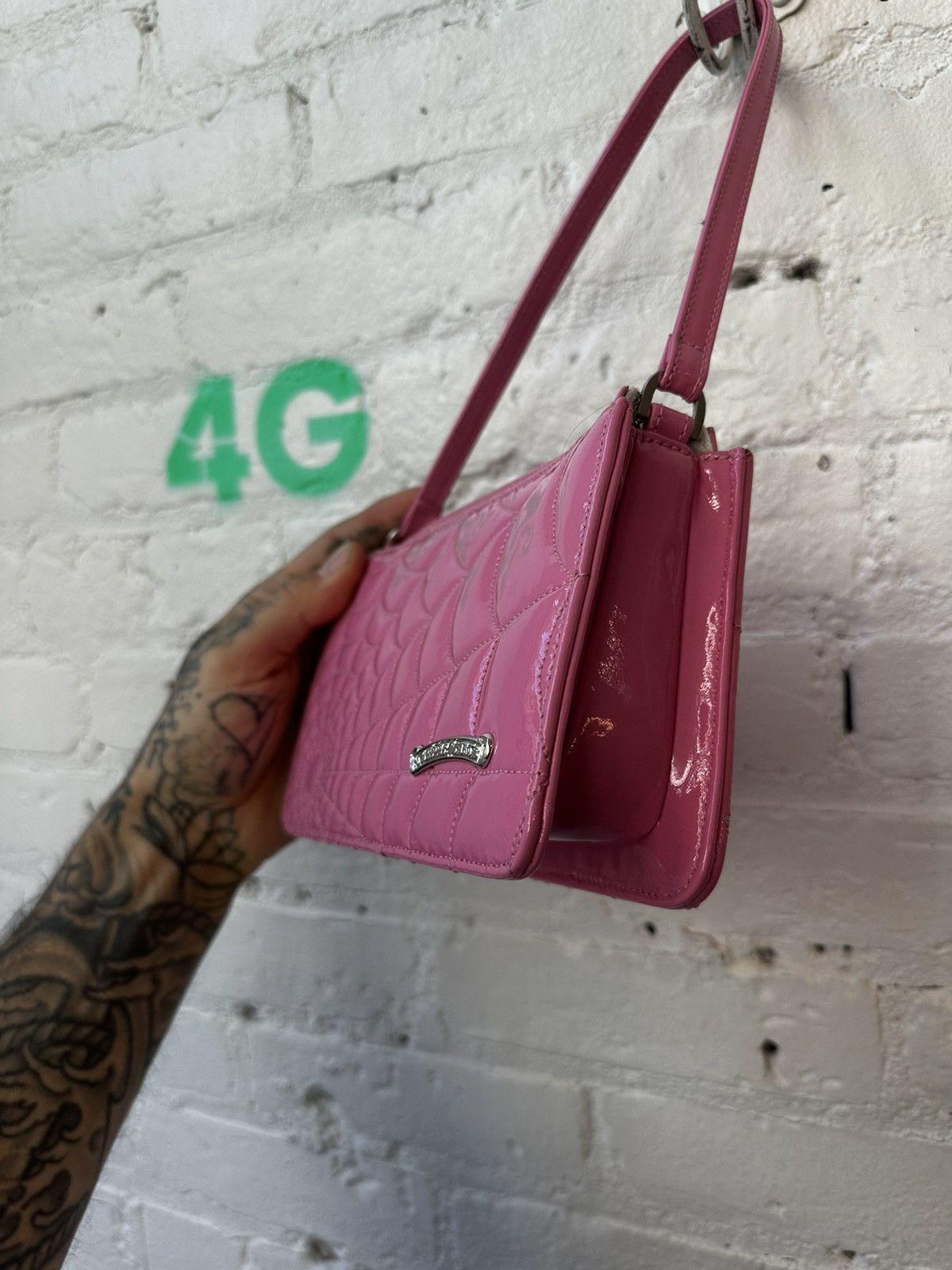 Chrome Hearts CHROME HEARTS PINK PATENT LEATHER NIGHT BAG SPIDER WEB Size ONE SIZE - 11 Thumbnail