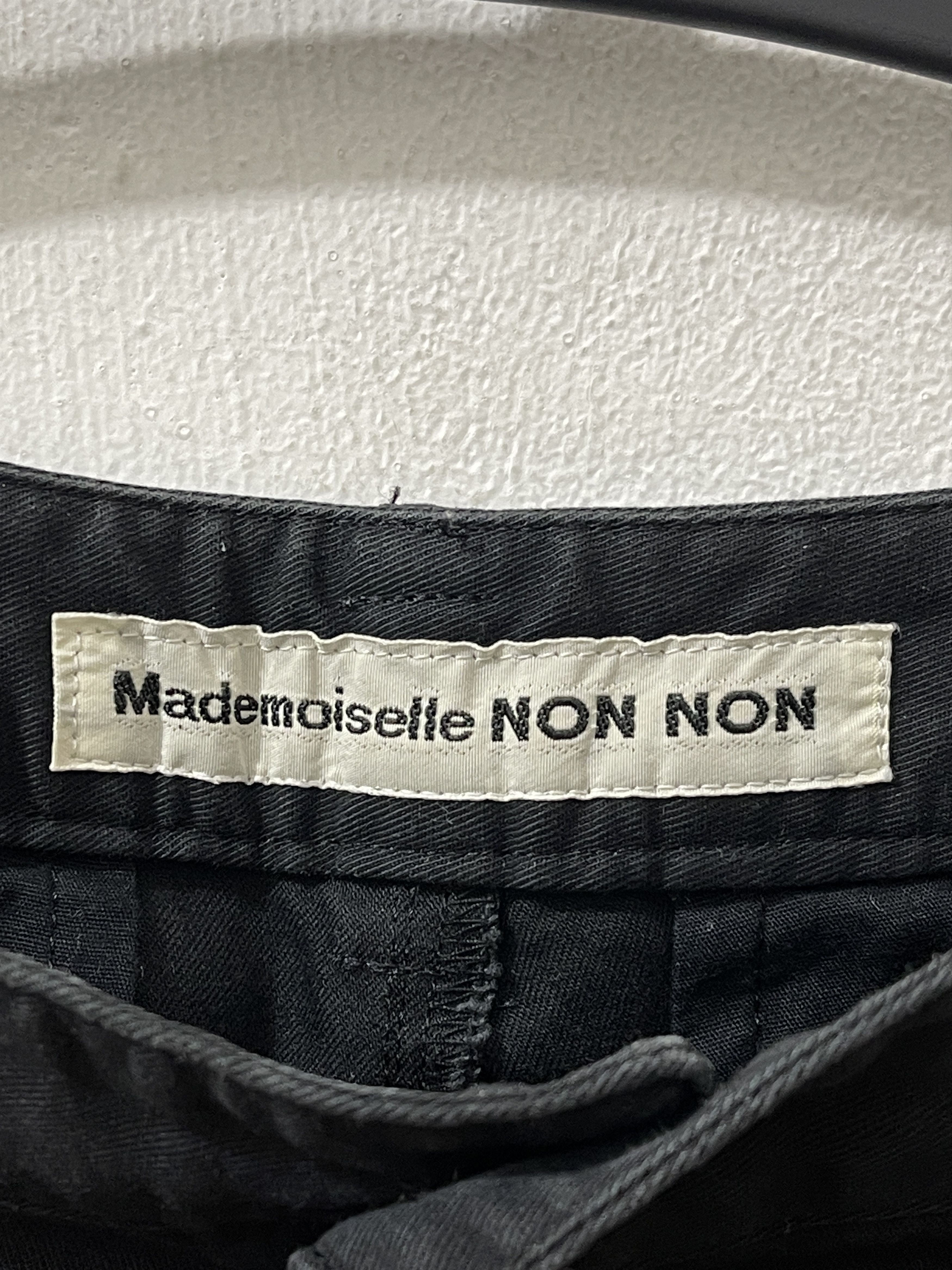 Mademoiselle Non Non Mademoiselle NON NON Issey Miyake Japan Archive Black Shorts Size US 27 - 5 Thumbnail