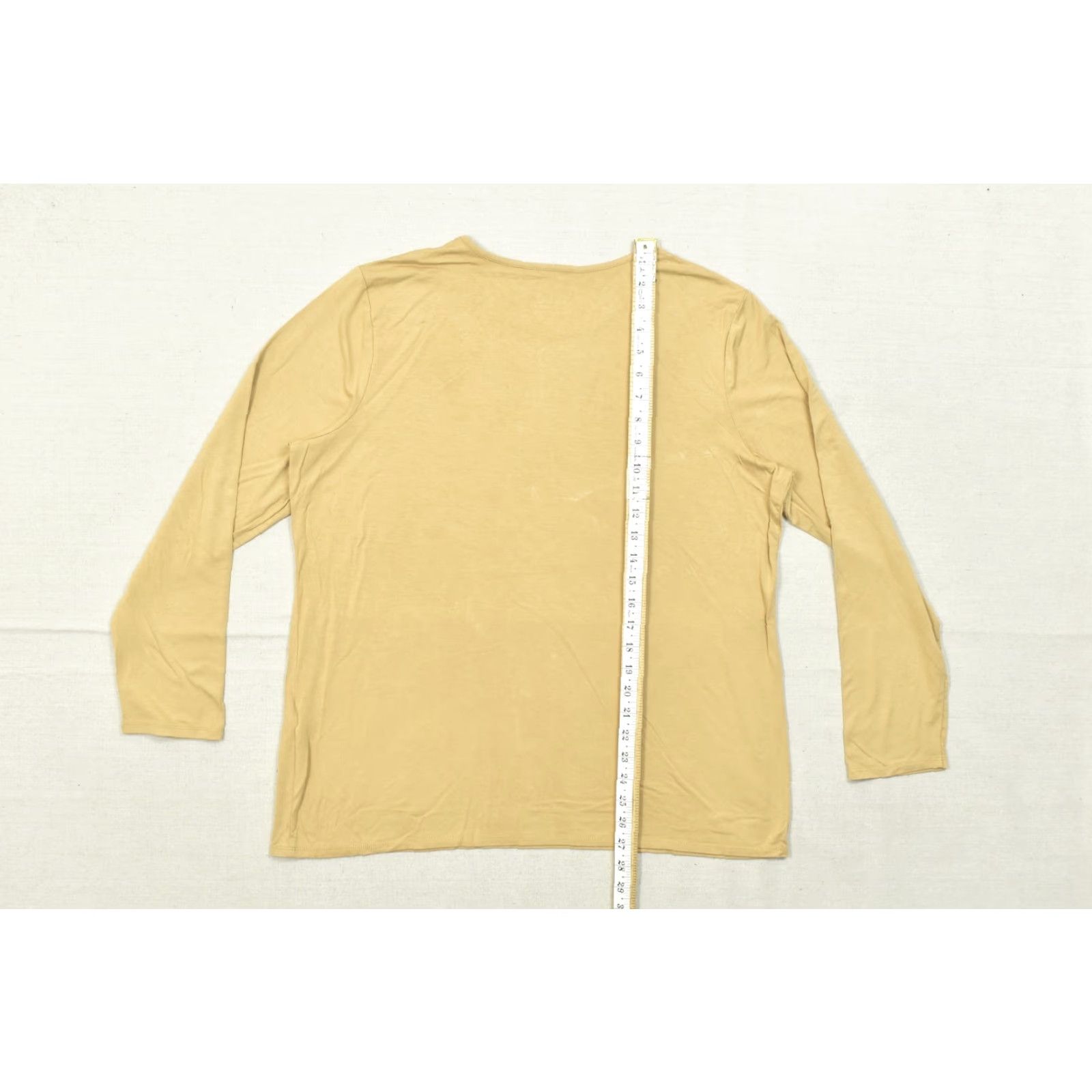 Vintage Chico's Women's Size 3 Blouse Yellow Long Sleeve Crew Neck Stretch Basic Casual Shine Size XS / US 0-2 / IT 36-38 - 5 Thumbnail