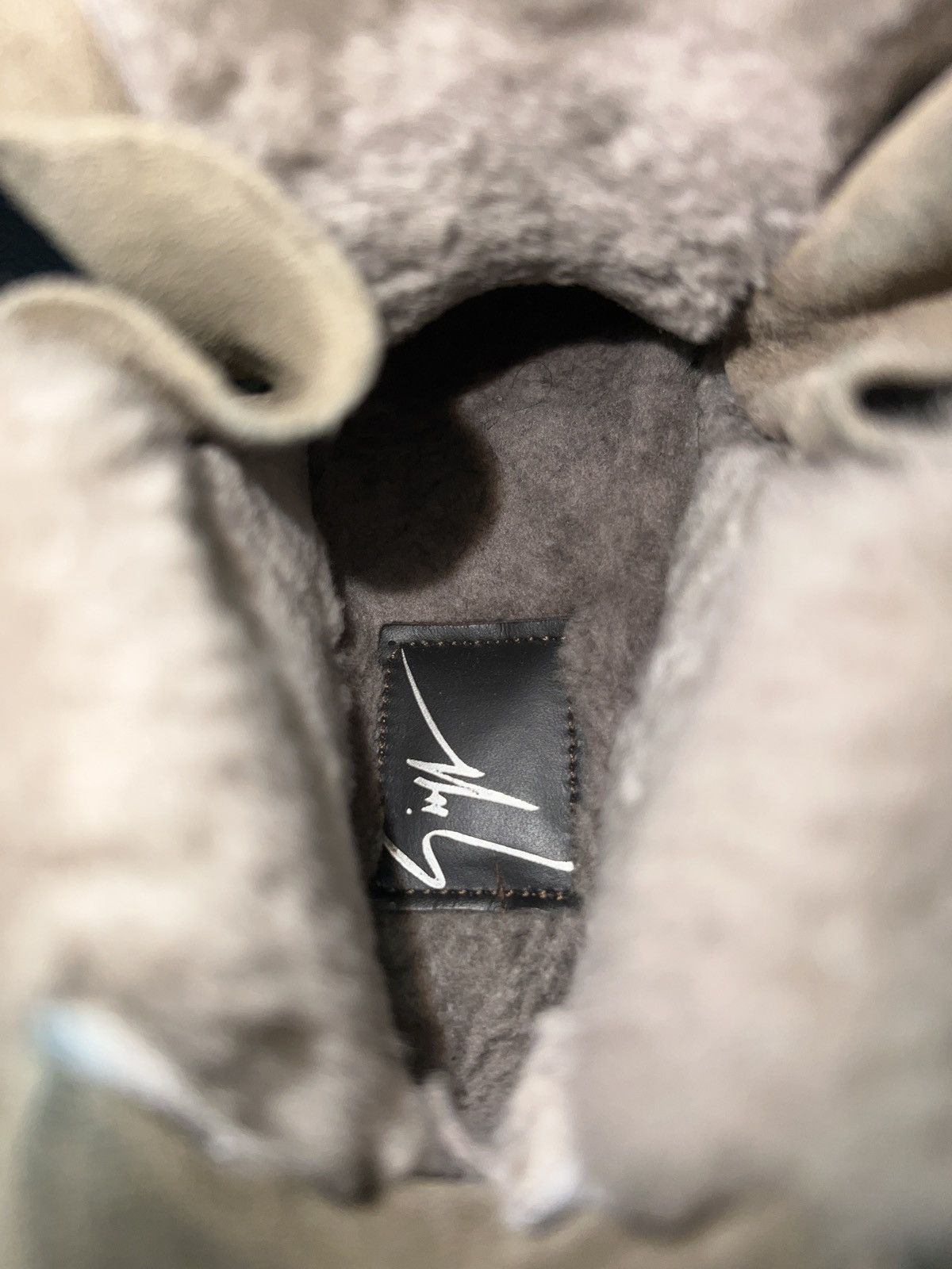Giuseppe Zanotti Giuseppe Zanotti Shearling High-Top Sneakers Size US 7 / IT 37 - 16 Thumbnail