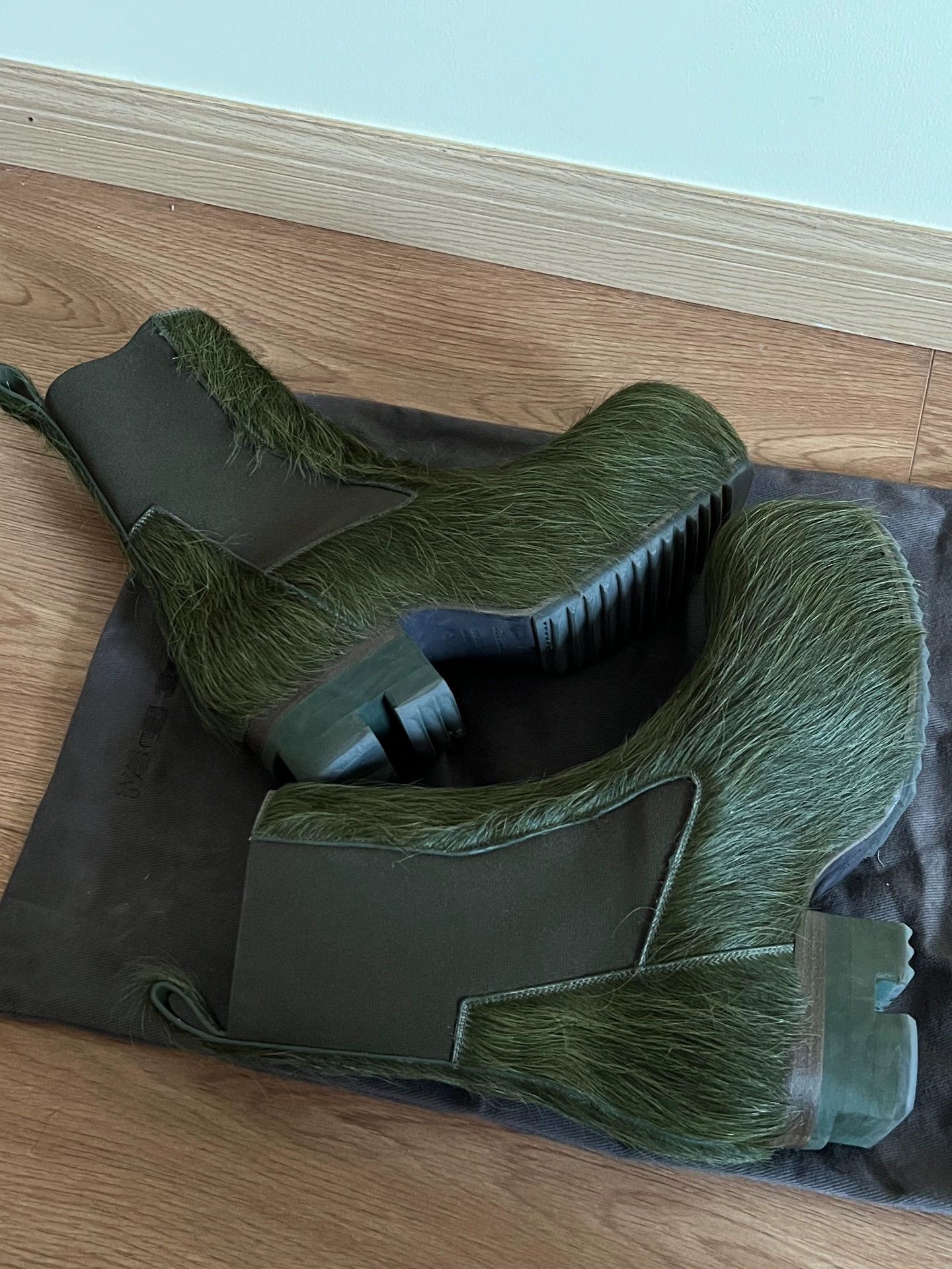 Rick Owens Rick Owens horsehair boots, green horsehair Size US 7 / EU 40 - 4 Thumbnail