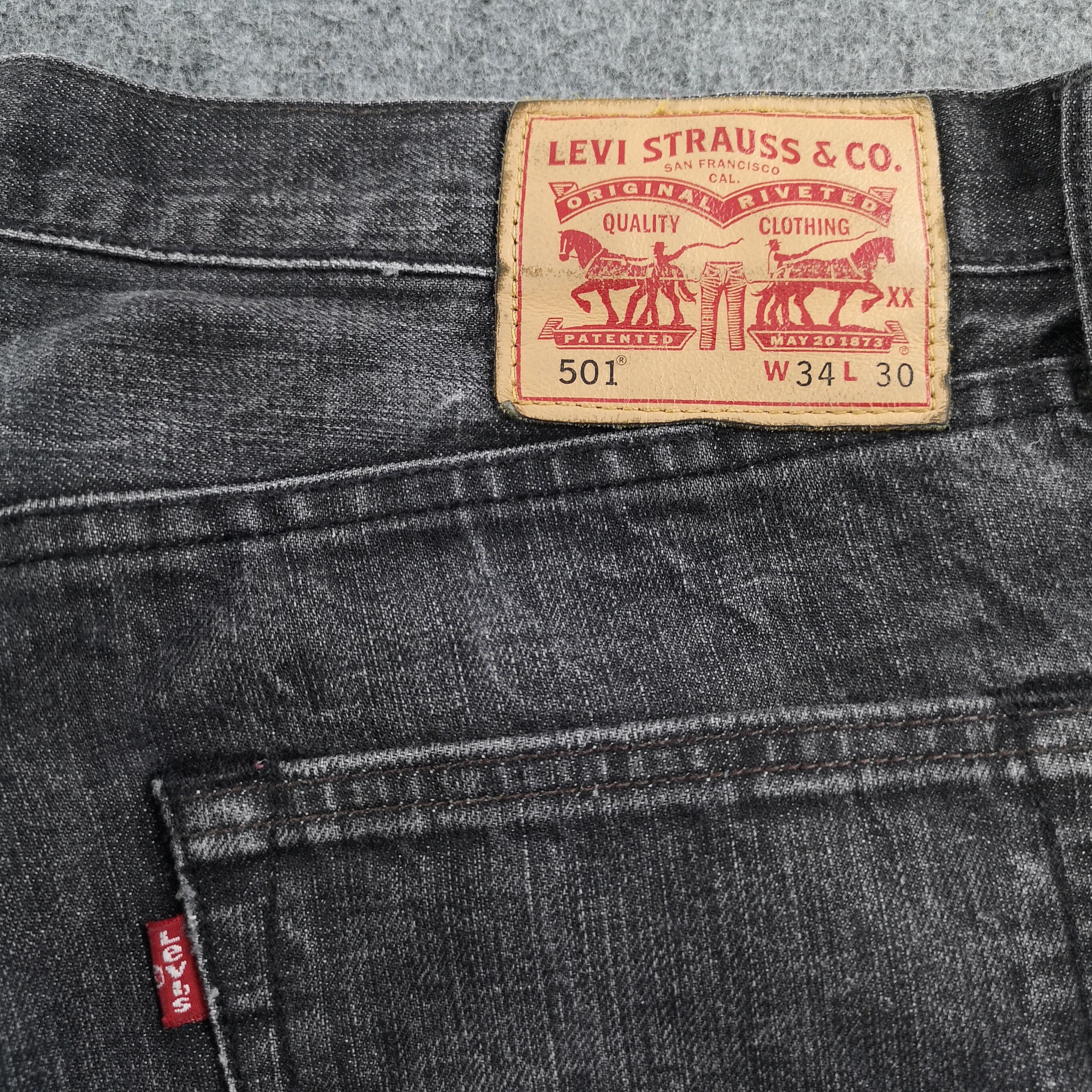 Levi's Vintage Levis 501 Faded Black Jeans-JM1074 Size US 35 - 5 Thumbnail