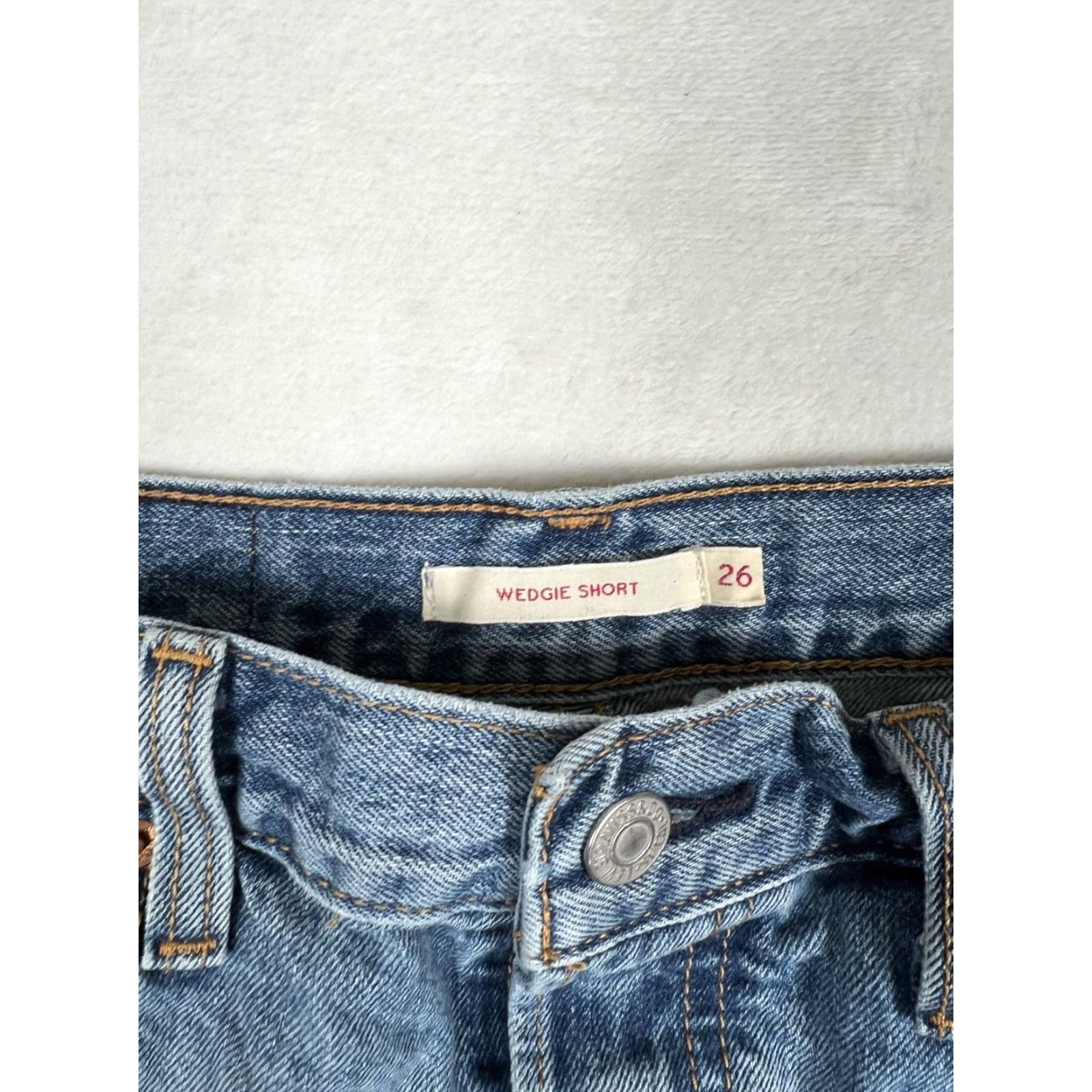 Levi's Levi’s Wedgie Denim Jean Shorts 26 Blue Daisy Dukes Distressed Button Fly Casual Summer Women Regular 90s Denim Shorts"} Size 26" / US 2 / IT 38 - 2 Thumbnail