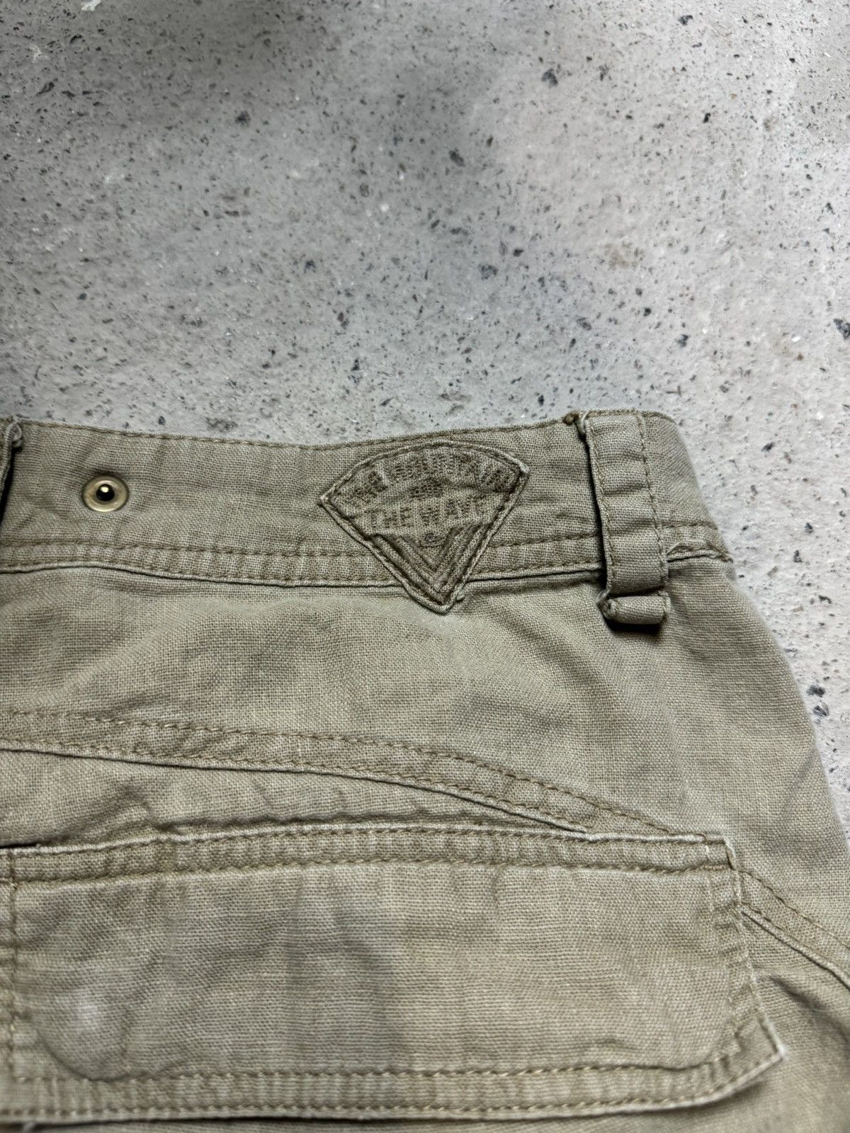 Quiksilver × Vintage Vintage Y2K Quiksilver Baggy Linen Gargo Surf Style Shorts Size US 34 / EU 50 - 10 Thumbnail