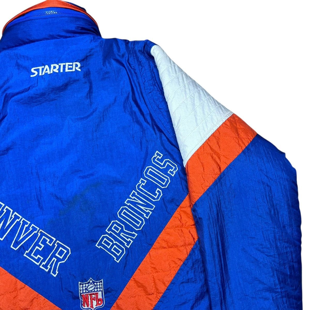 Starter Vintage 1990s NFL Denver Broncos Starter Blue Puffer Jacket Size US L / EU 52-54 / 3 - 23 Thumbnail