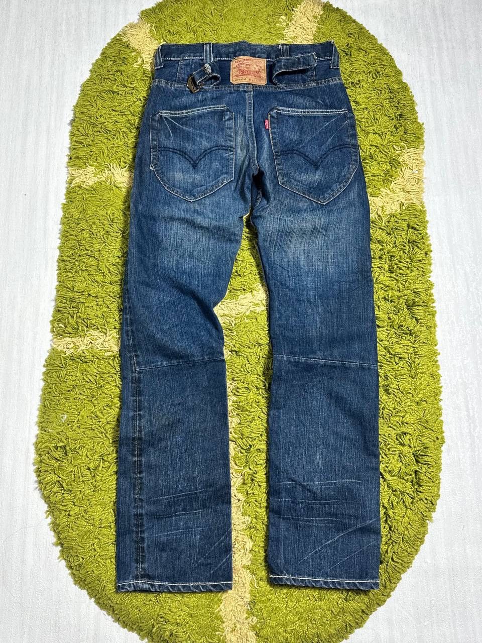 Levi's Retro 90s Levi Strauss 523 Buckle Back Denim Jeans 28x32 Size US 28 / EU 44 - 1 Thumbnail