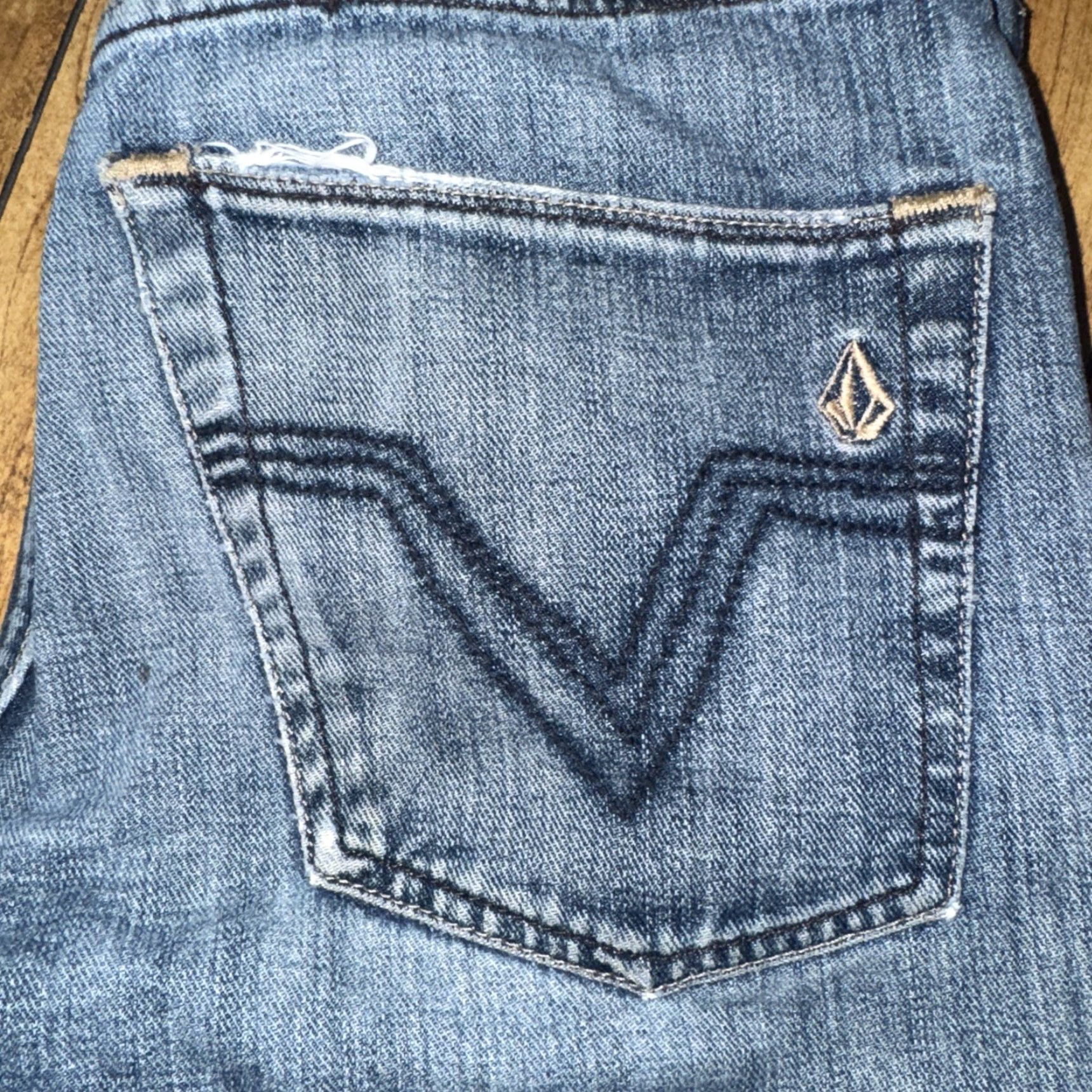 Volcom VINTAGE Volcom Jeans Men’s 28x30 Blue Denim Straight Fit - Skater Grunge 90s City Casual Mens Size US 28 / EU 44 - 2 Thumbnail