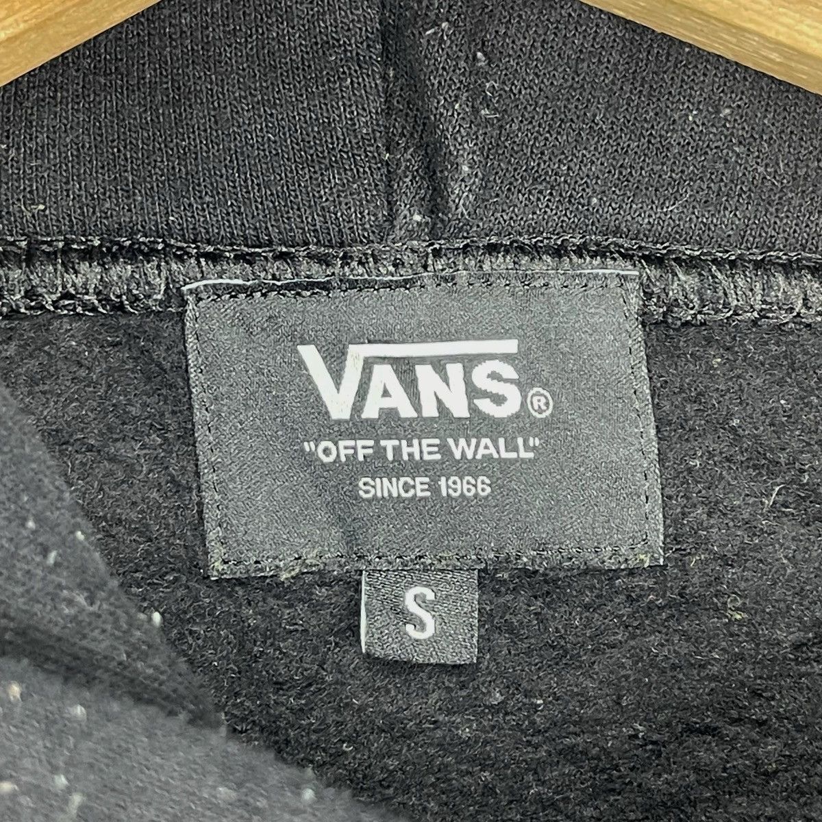 Vans × Vintage Vans Off The Wall Black Hoodie Size US M / EU 48-50 / 2 - 7 Thumbnail