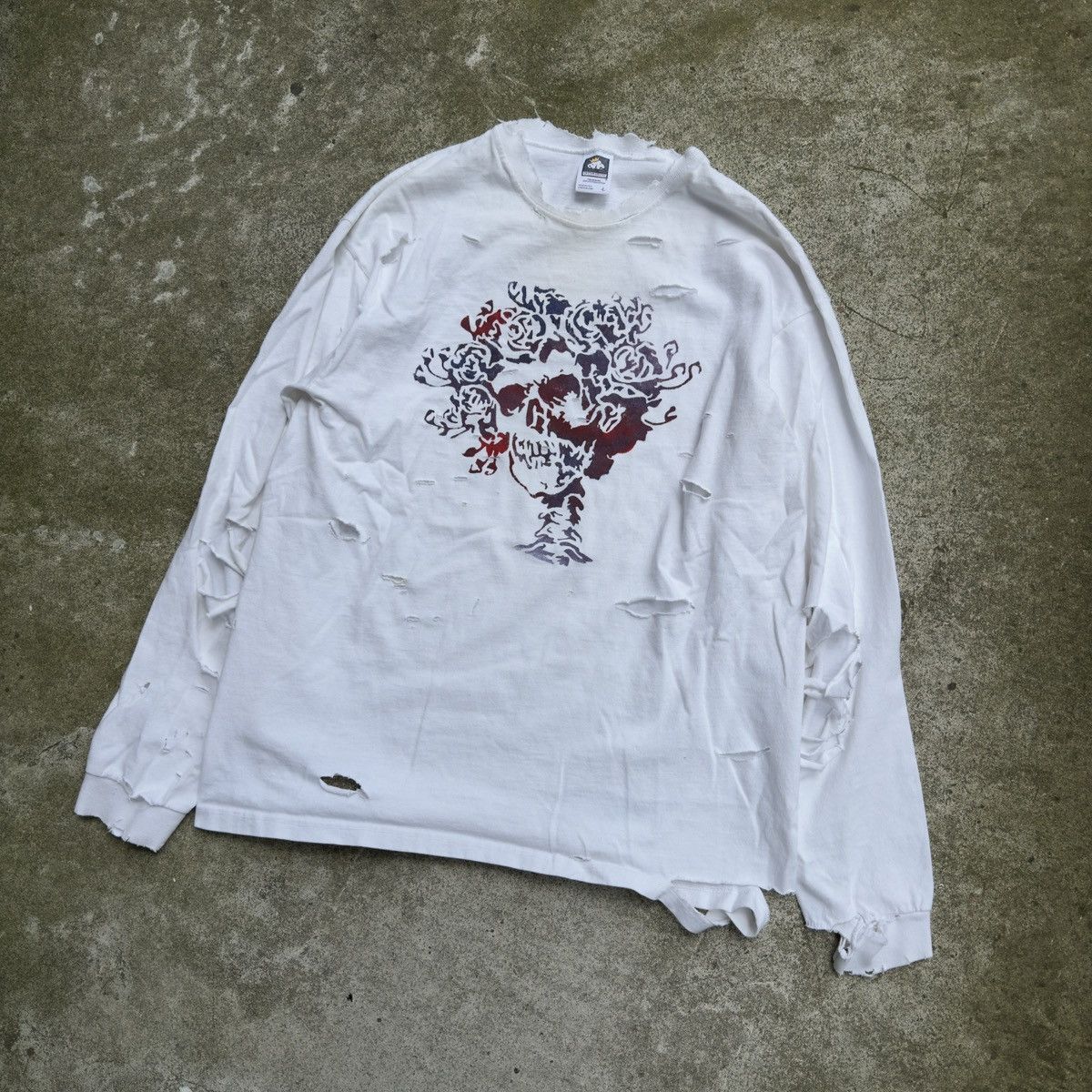 Vintage Grateful Dead Skull Thrashed Distressed Longsleeve Tee Size US L / EU 52-54 / 3 - 2 Thumbnail