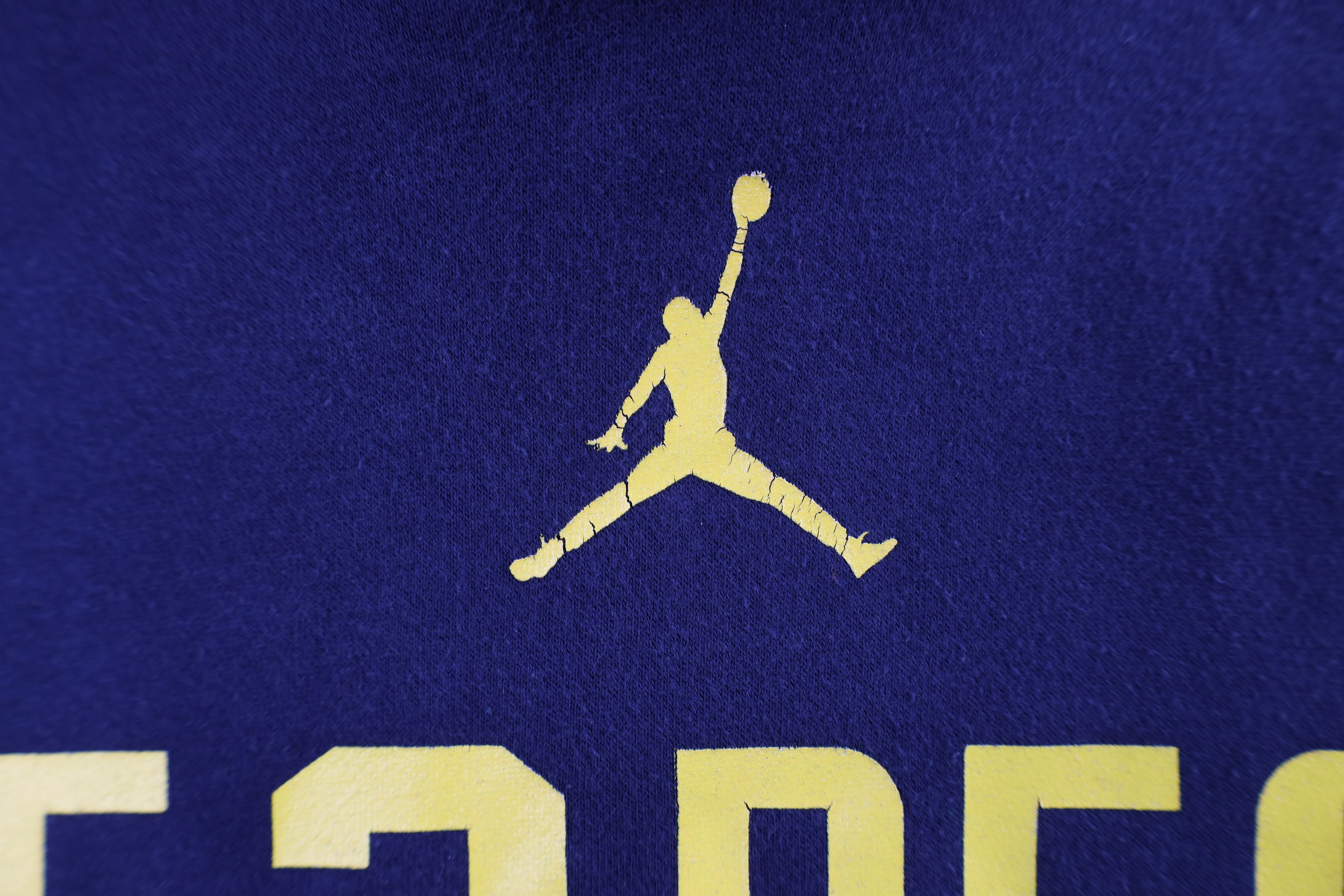 Nike × Vintage Nike Air Jordan Respect Earned University of Michigan Hoodie Size US L / EU 52-54 / 3 - 6 Thumbnail