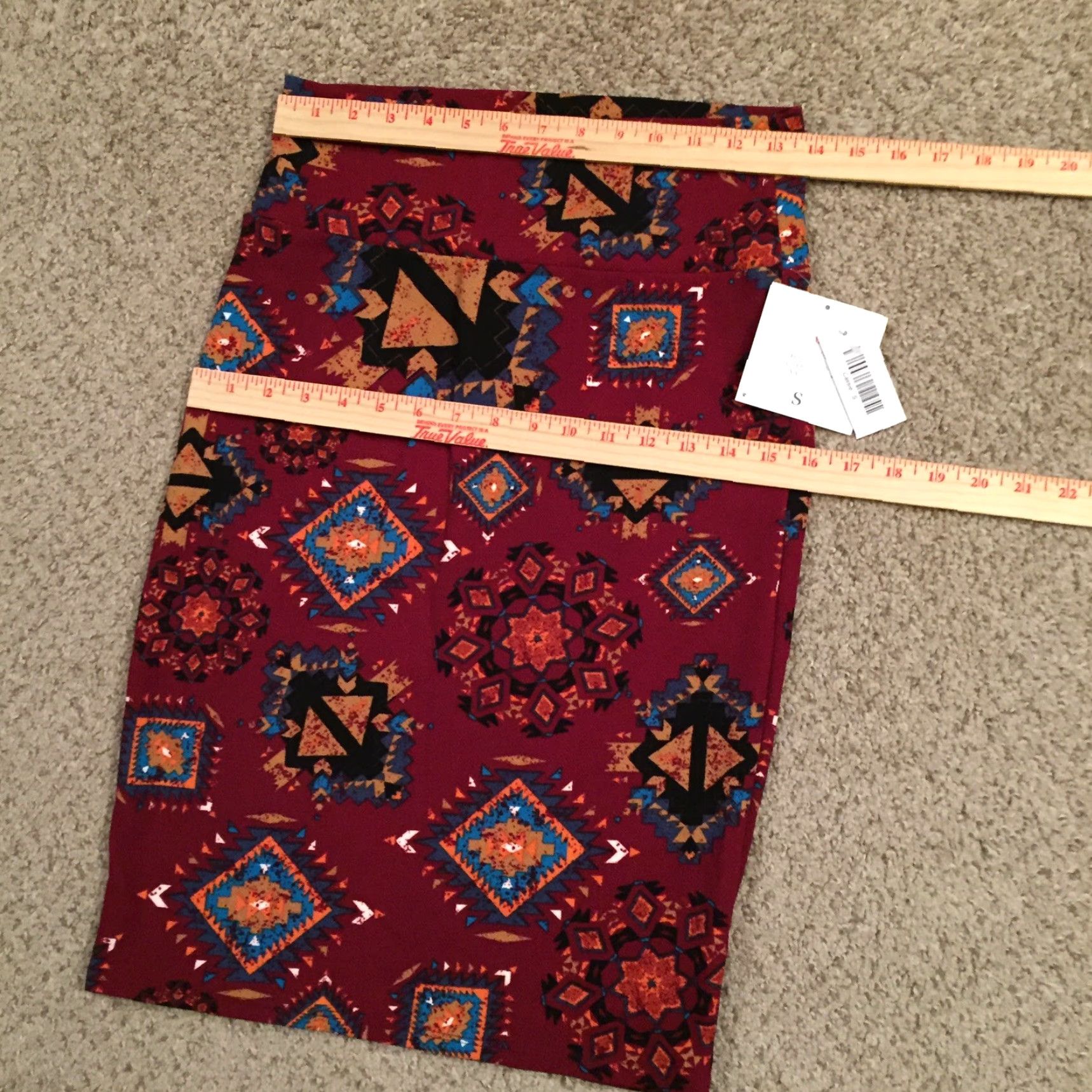 Vintage LuLaRoe Skirt Women Knee Length S Red Geometric Pull On Unlined Knit Polyester Spandex Casual Vintage No Size 28" / US 6 / IT 42 - 2 Thumbnail