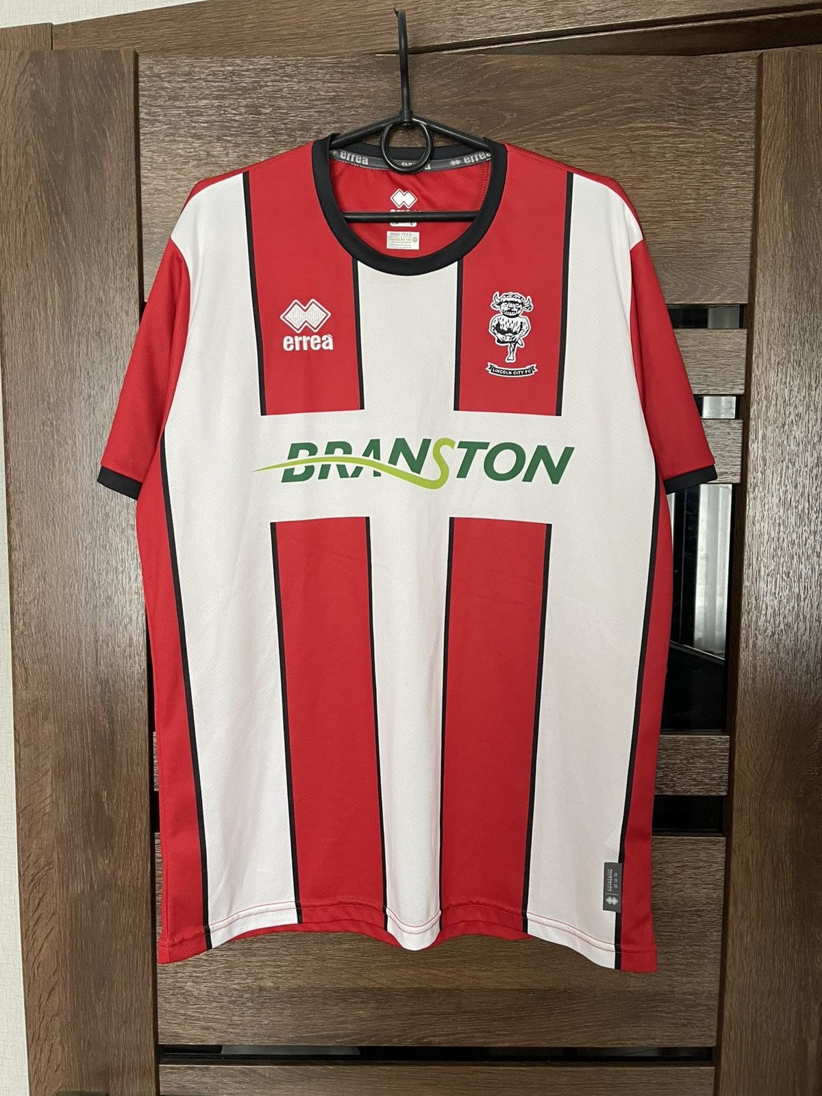Errea 2022/2023 Lincoln City FC Errea Soccer Jersey T-Shirt Tee Size US L / EU 52-54 / 3 - 2 Thumbnail